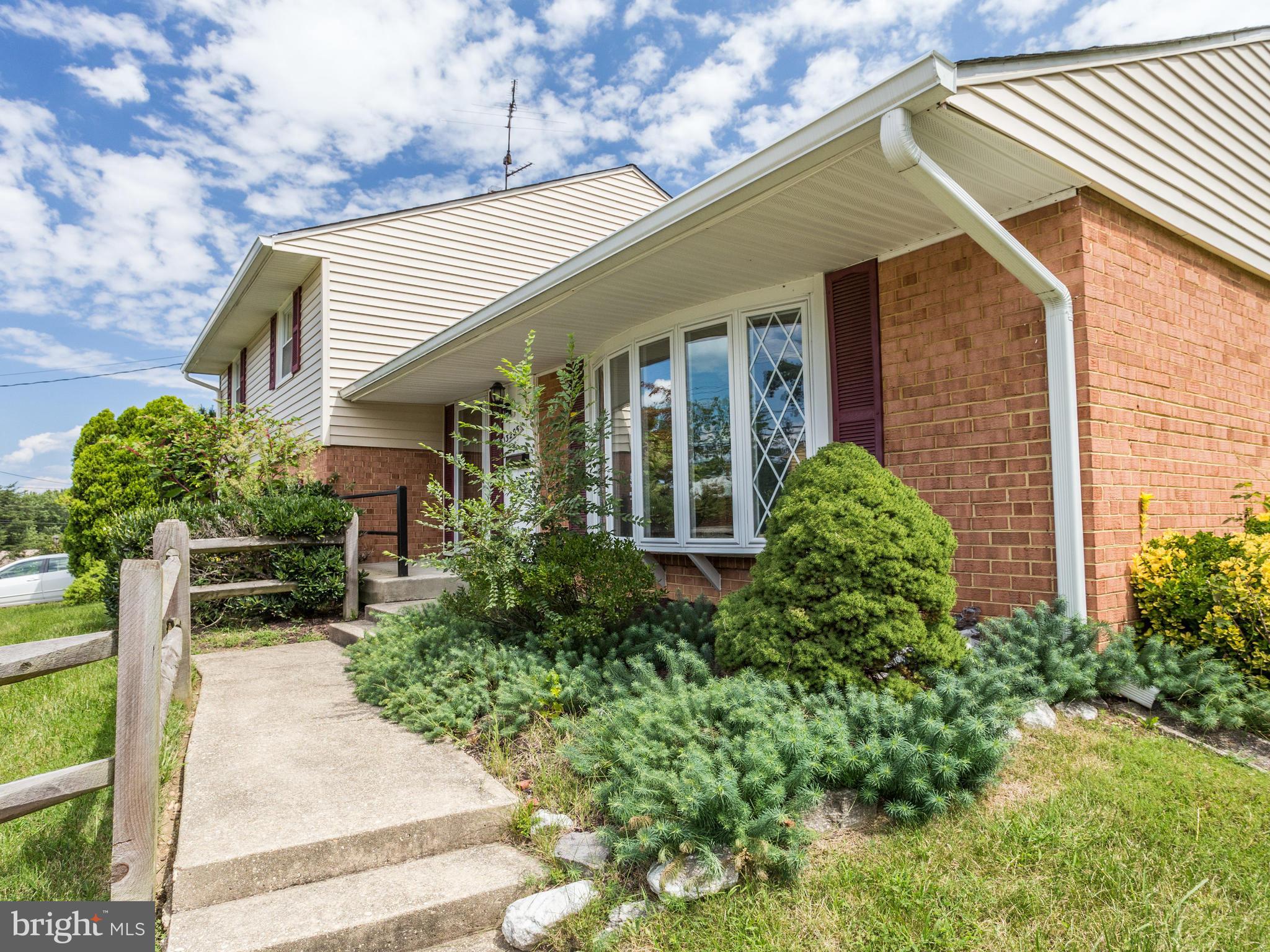 CALVERTON - Residential