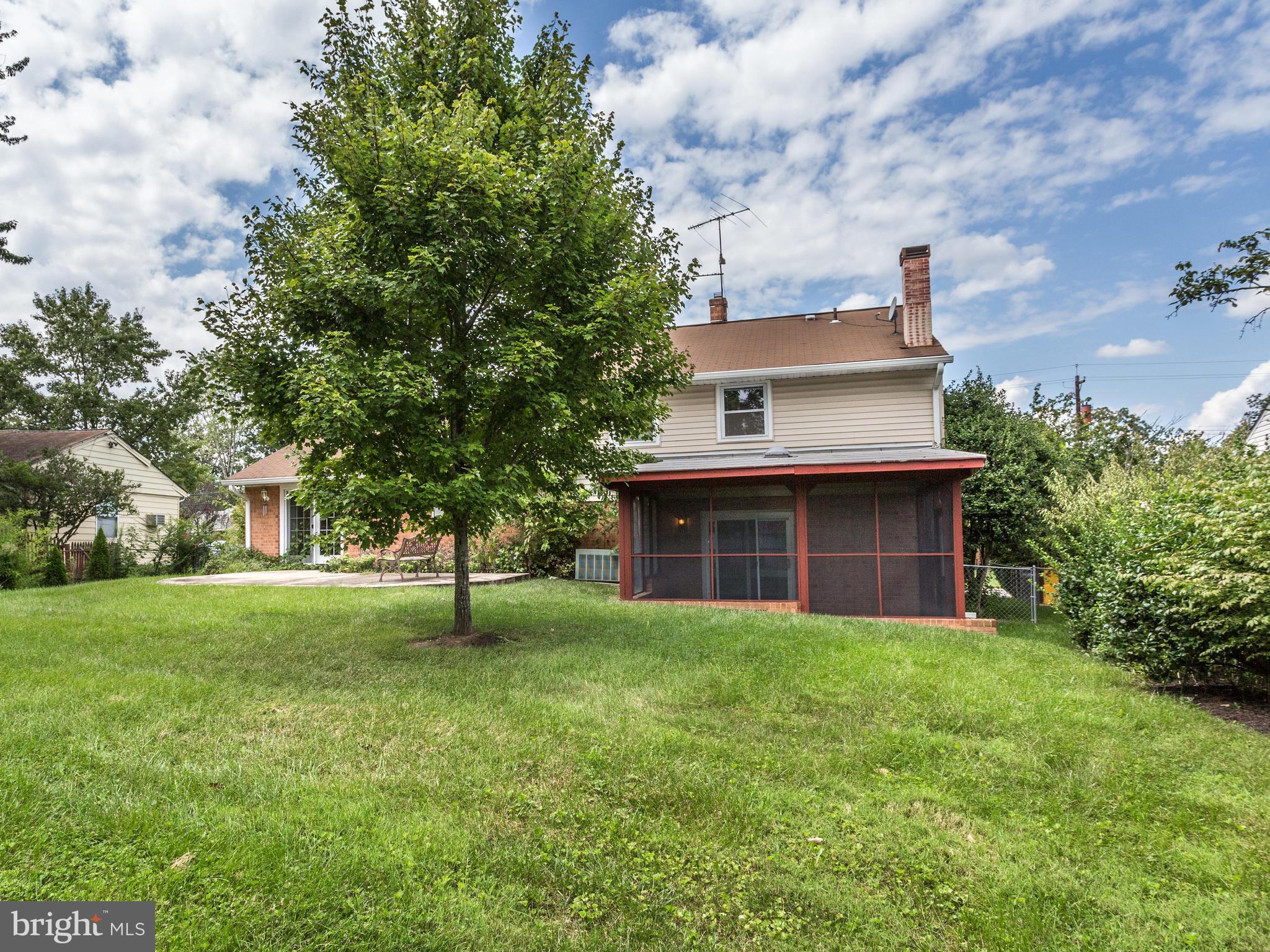 CALVERTON - Residential