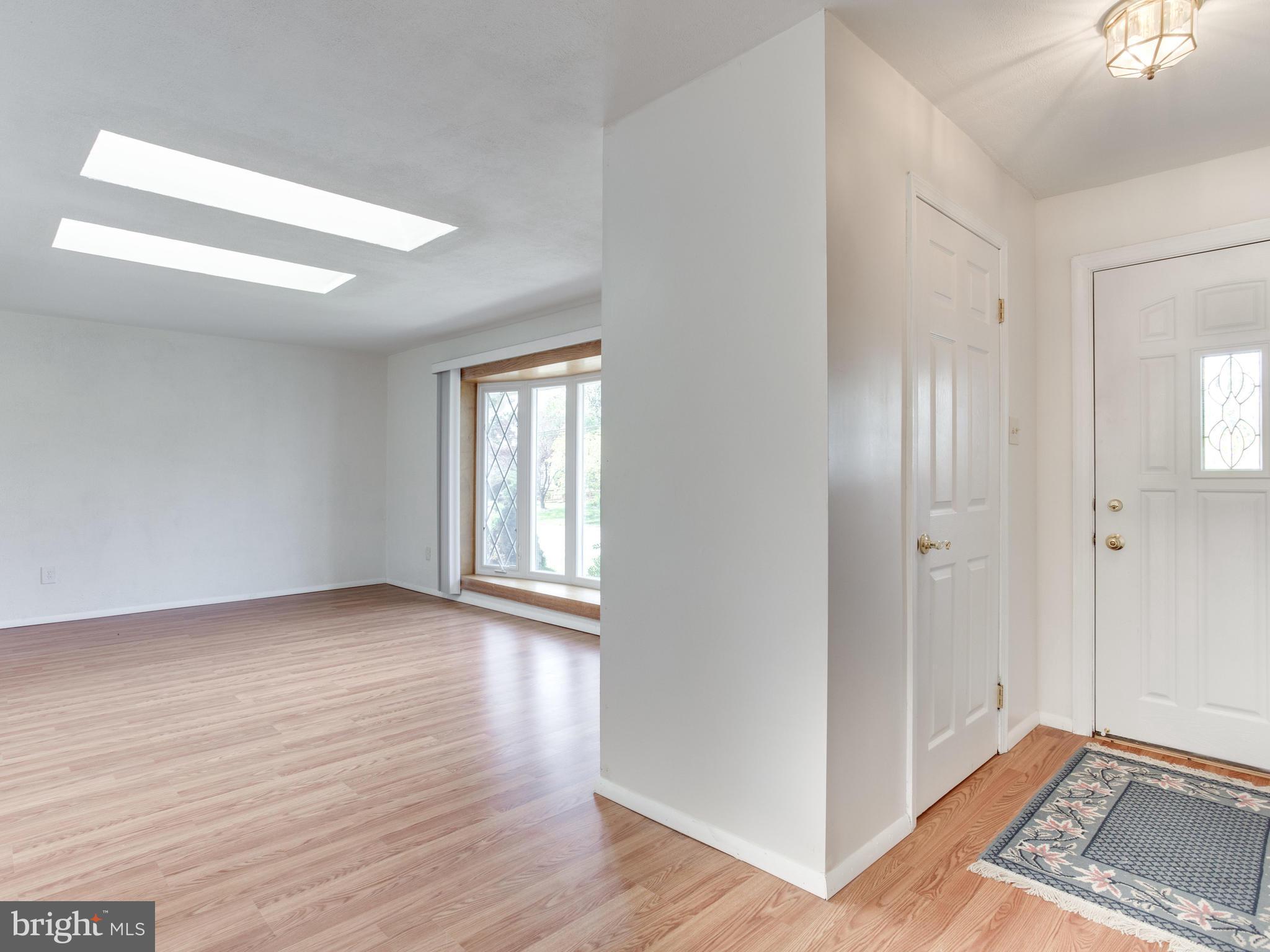 CALVERTON - Residential