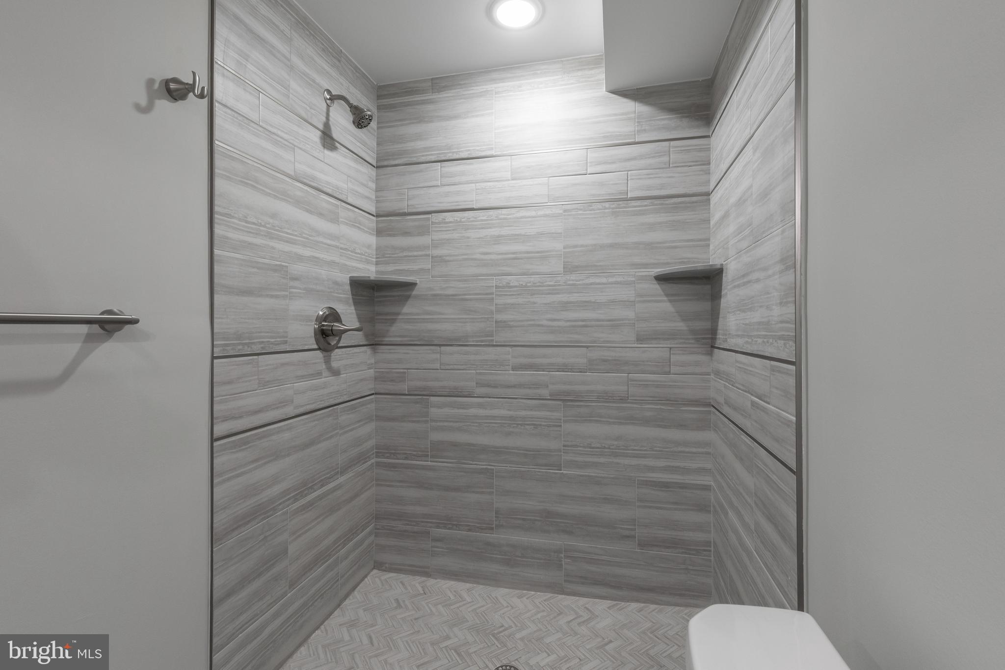 WEST KENSINGTON - Residential Lease