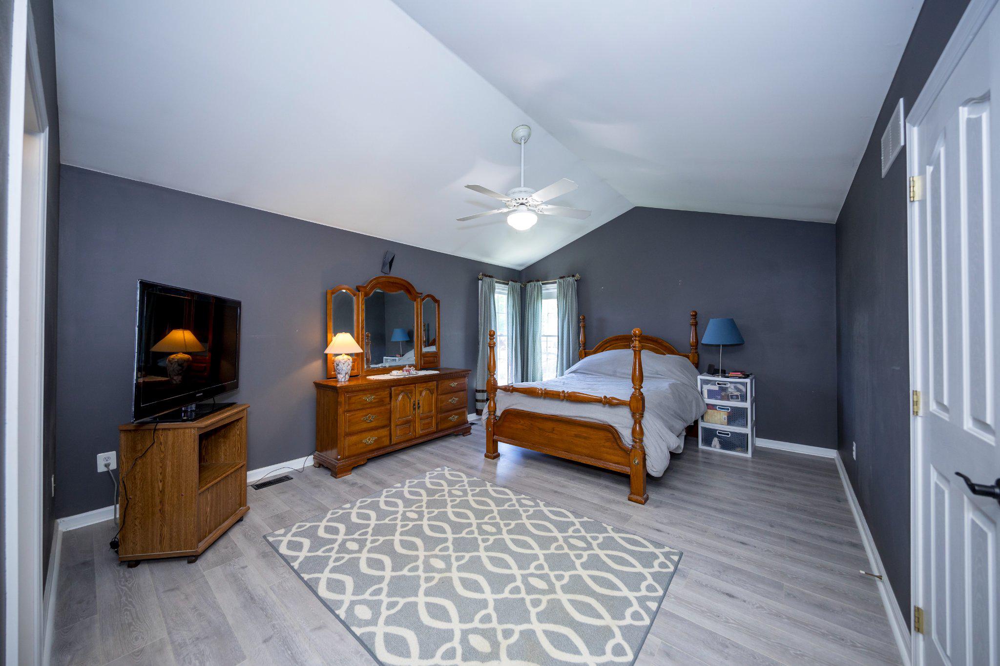 HICKORY OVERLOOK - Residential