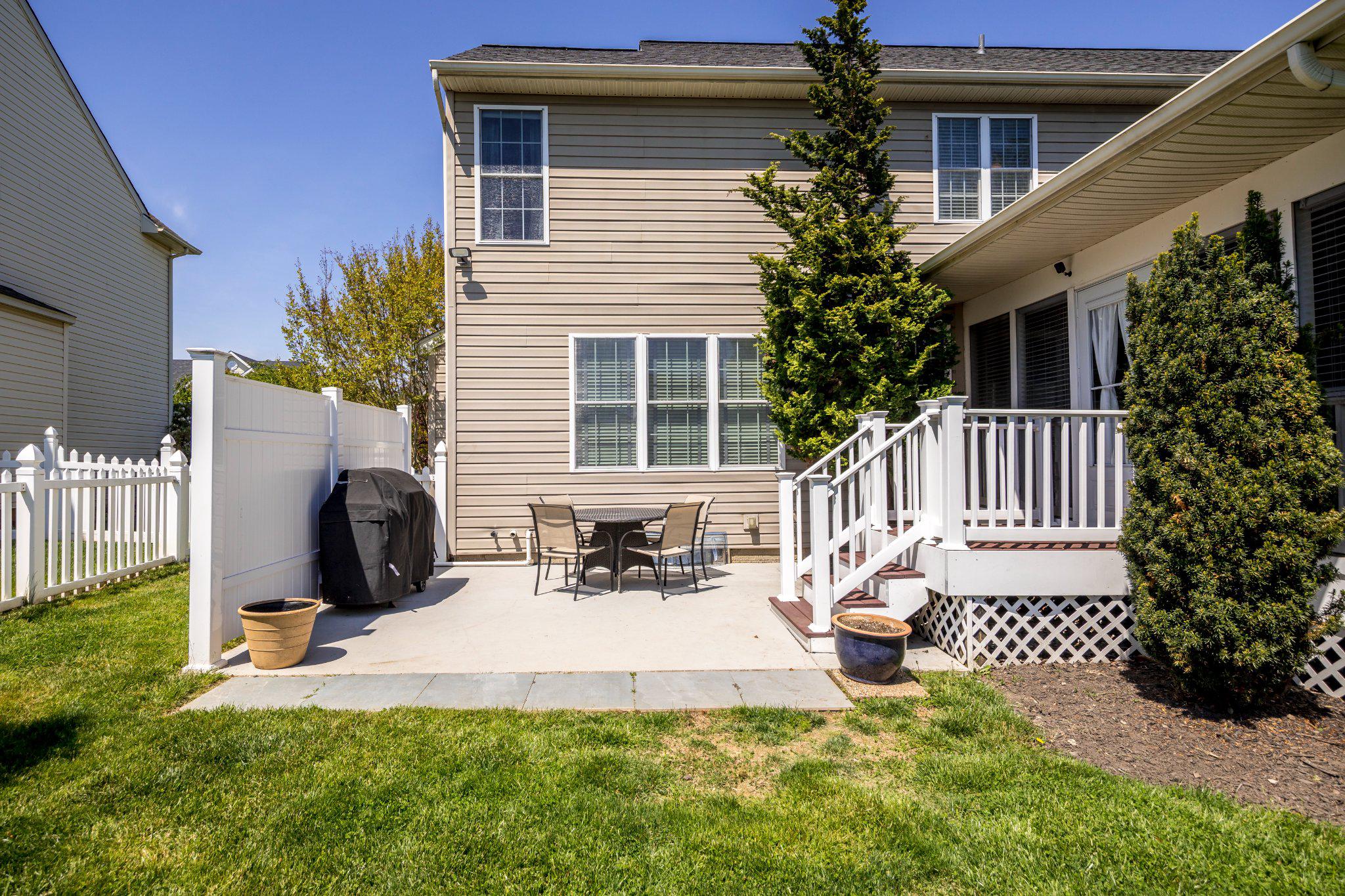 HICKORY OVERLOOK - Residential