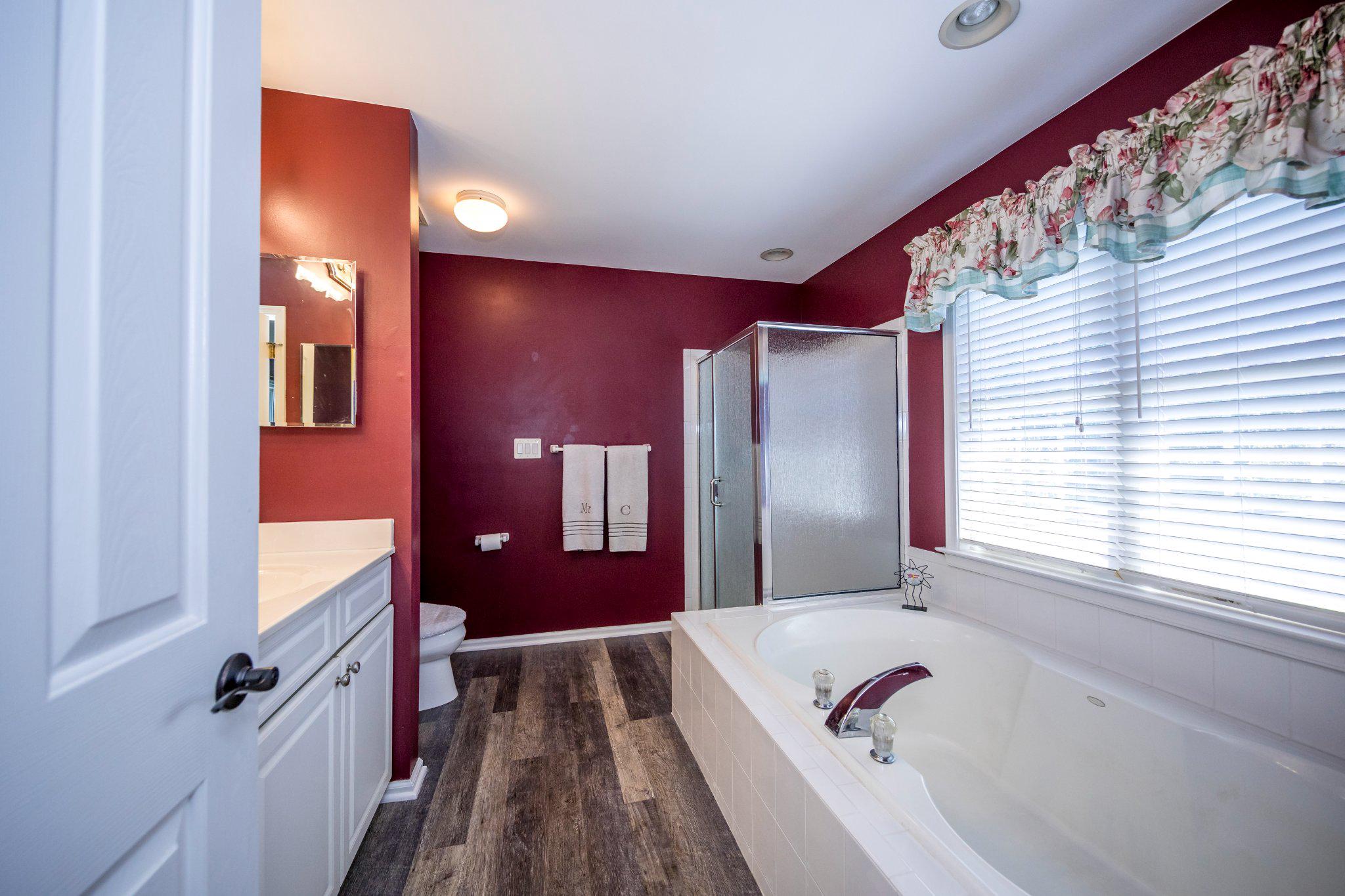 HICKORY OVERLOOK - Residential