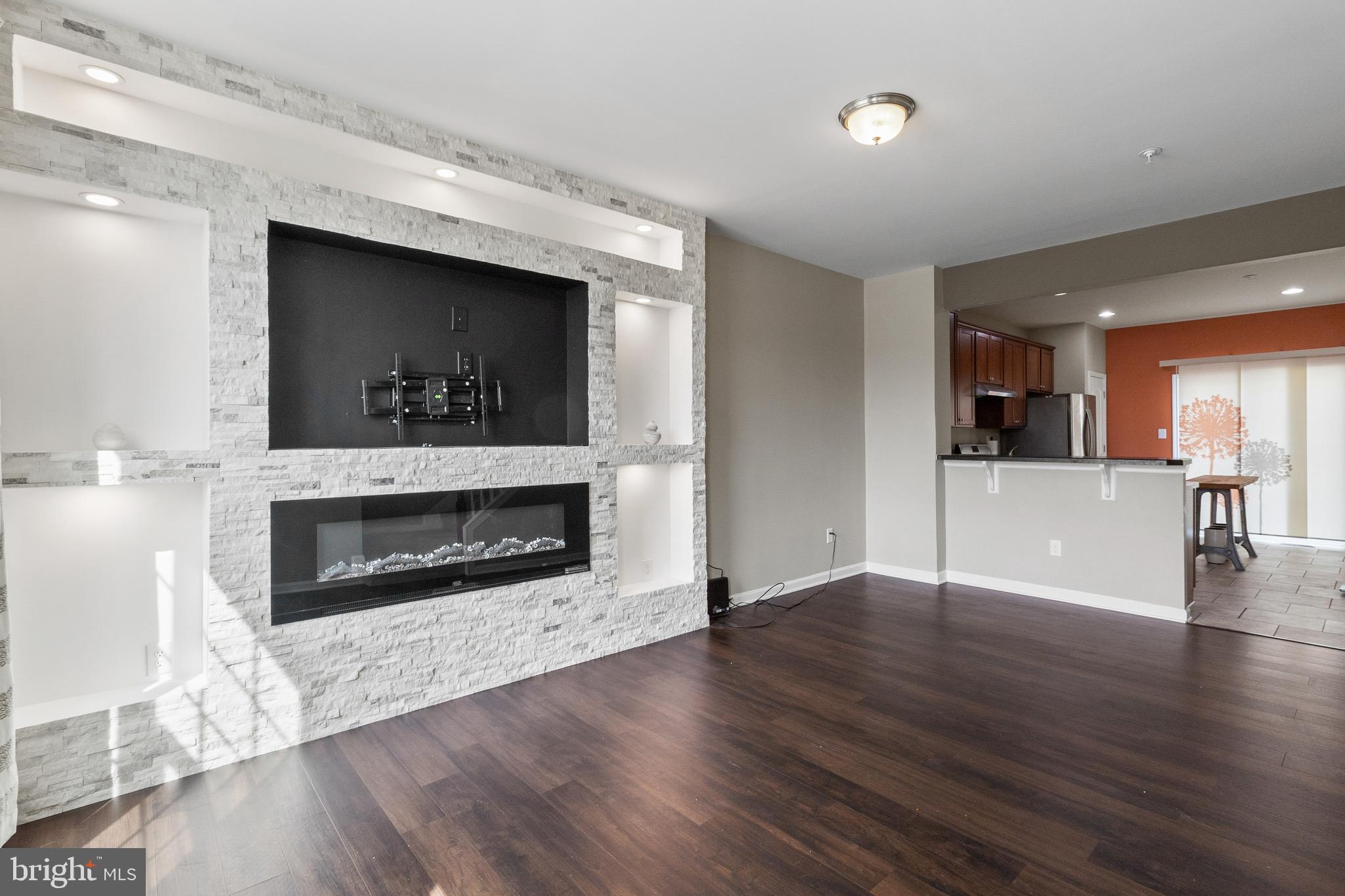 UPLANDS - Residential