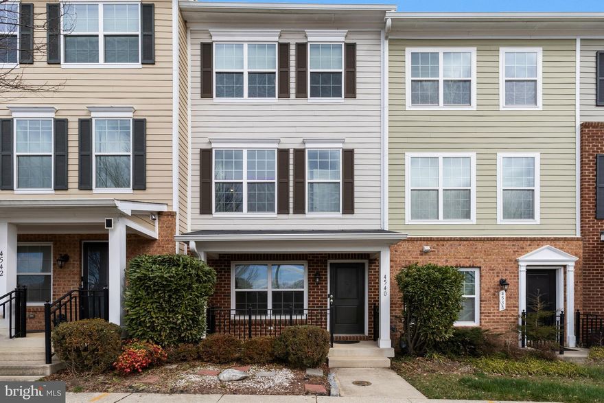 AMAZING 3BR/3BA, PLUS 1 CAR GARAGE TOWNHOUSE IN THE UPLANDS COMMUNITY. THIS MOVE IN READY HOME IS READY FOR A WELL, ABLE, READY, AND A SERIUOS BUYER. THIS 2017 BUILT HOME, STILL HAS THAT BRAND NEW LOOK.  WALKING INTO THE MAIN LEVEL, THERE IS A BEDROOM,  A FULL BATHROOM, AND A GARAGE ENTRACE.  GOING UPSTAIRS YOU WILL ENTER INTO THE OPEN FLOOR KITCHEN AND LIVING ROOM WITH  NEW HARDWOOD FLOOR, PANTRY, NICE KITCHEN CABINETS, LAUNDRY ROOM, AND REAR BALCONY FOR YOUR ENTERTAMENT. UPPER LEVEL IS YOUR PRIMARY BEDROOM, AND FULL BATHROOM WITH DOUBLE VANITY SINK, AND WALK IN CLOSET. THE SECONDARY BEDROOM HAS DOUBLE DOOR CLOSET, AND  FULL BATHROOM WITH SINGLE VANITY SINK, THIS PROPERTY WILL NOT LAST LONG,  DON'T DELAY. PLEASE REMOVE YOUR SHOES WHEN YOU ENTER THIS PROPERTY. IT'S WELL KEPT FOR NEW OWNER.  SELLER PREFER VILLAGE SETTLEMENTS TO CLOSE. THANKS FOR COMING BY.