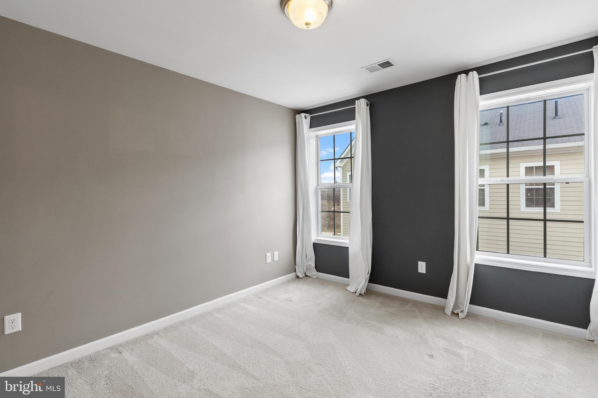 UPLANDS - Residential