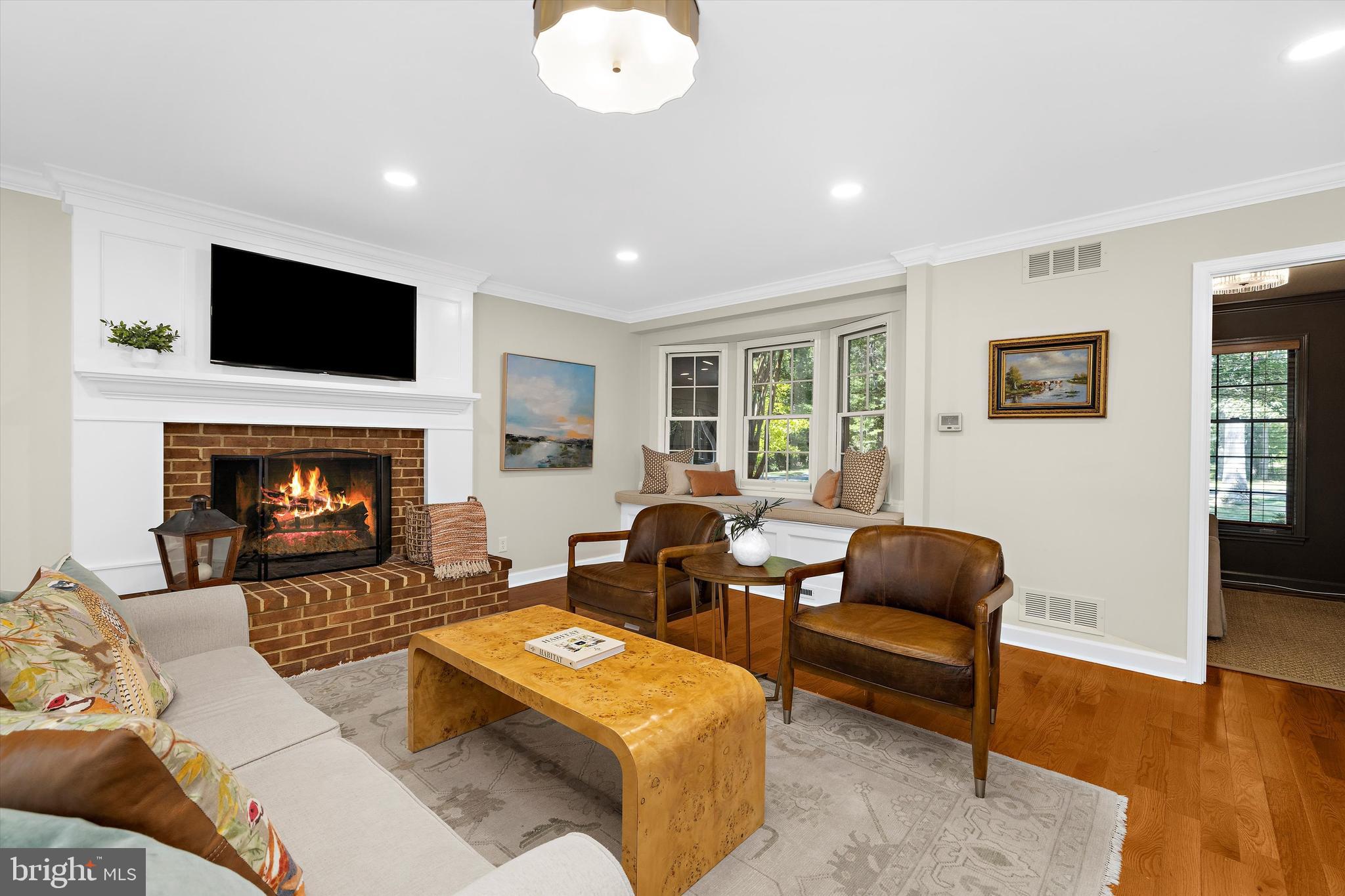 HARBOR HILLS - Residential