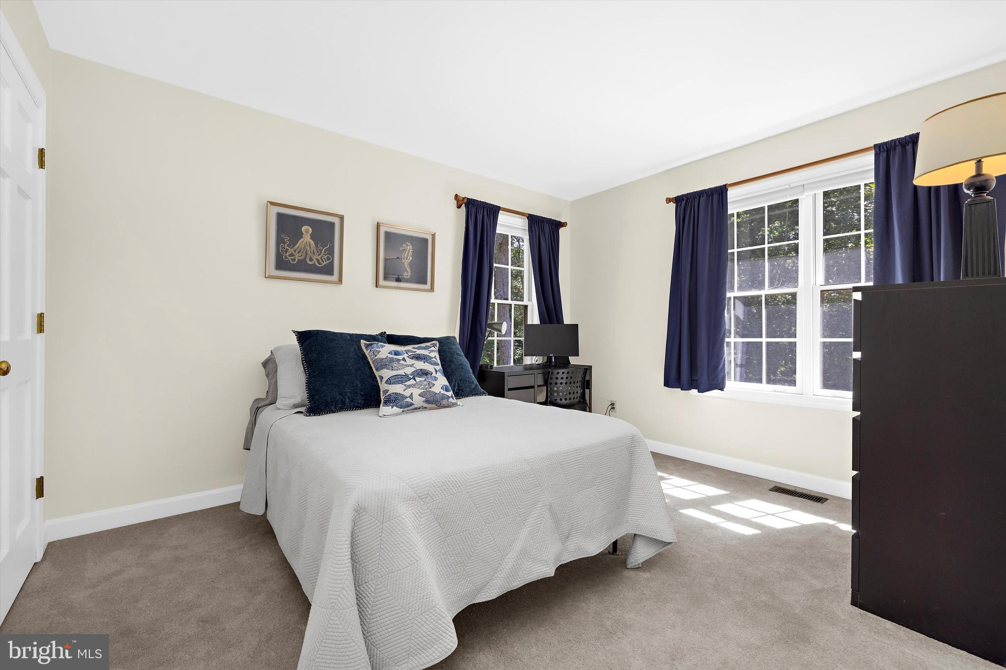 HARBOR HILLS - Residential