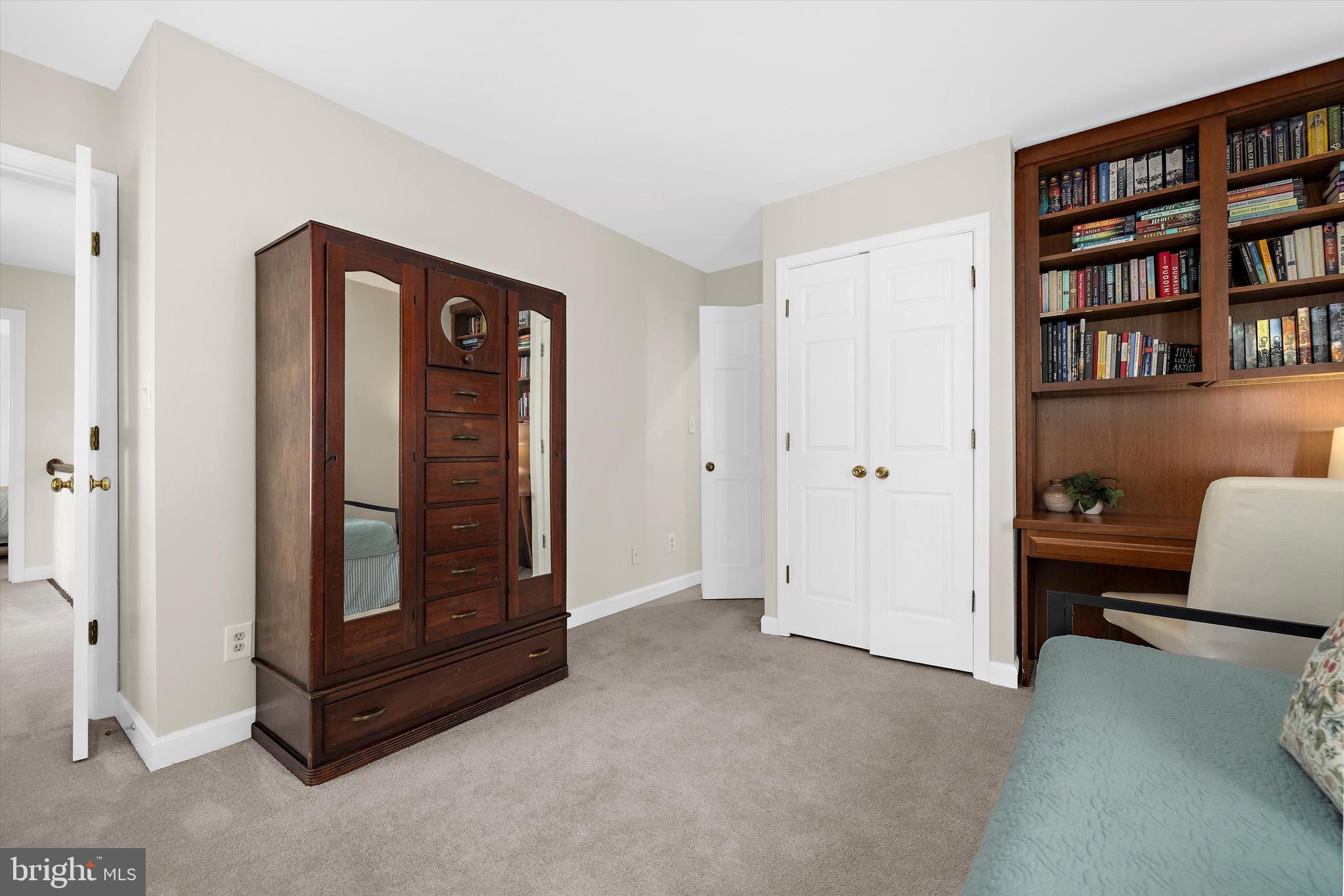 HARBOR HILLS - Residential