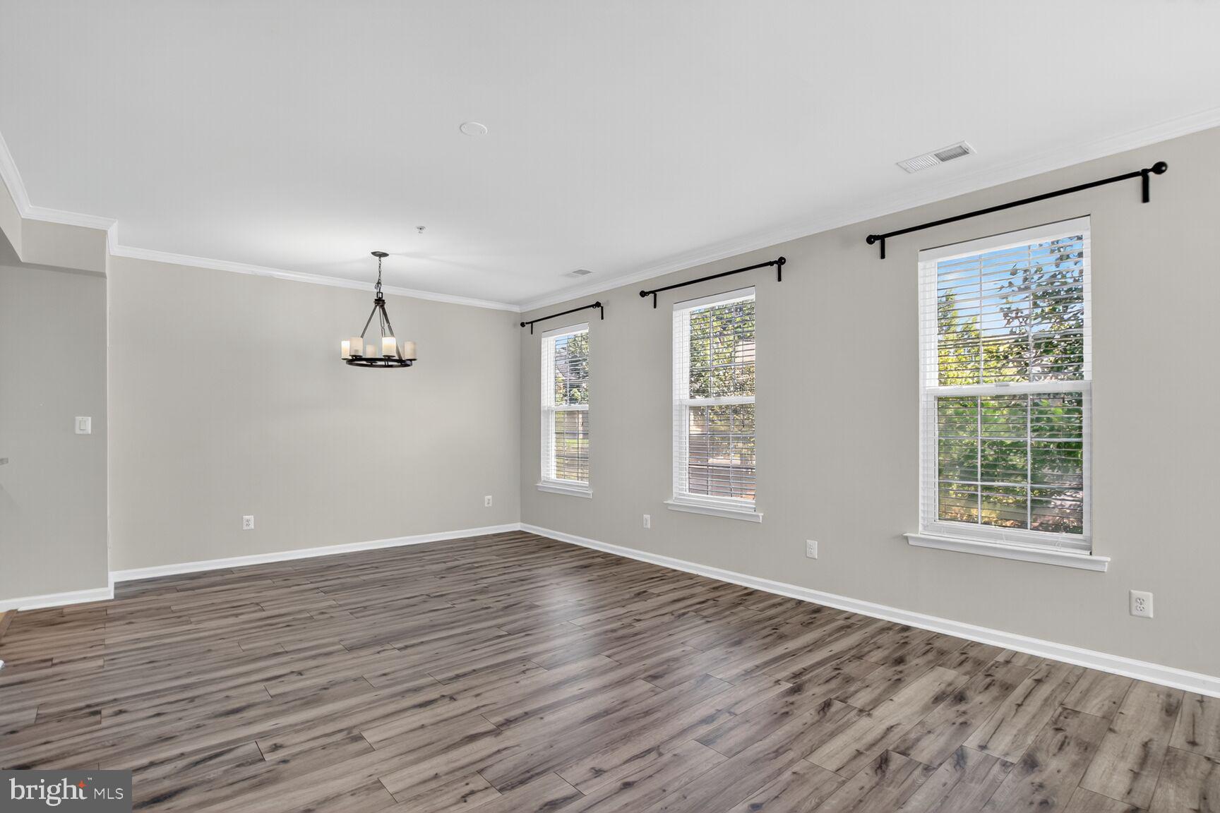 GATEWAY COMMONS - Residential