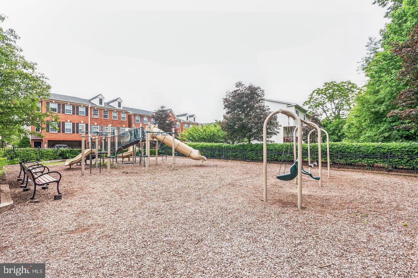 GATEWAY COMMONS - Residential