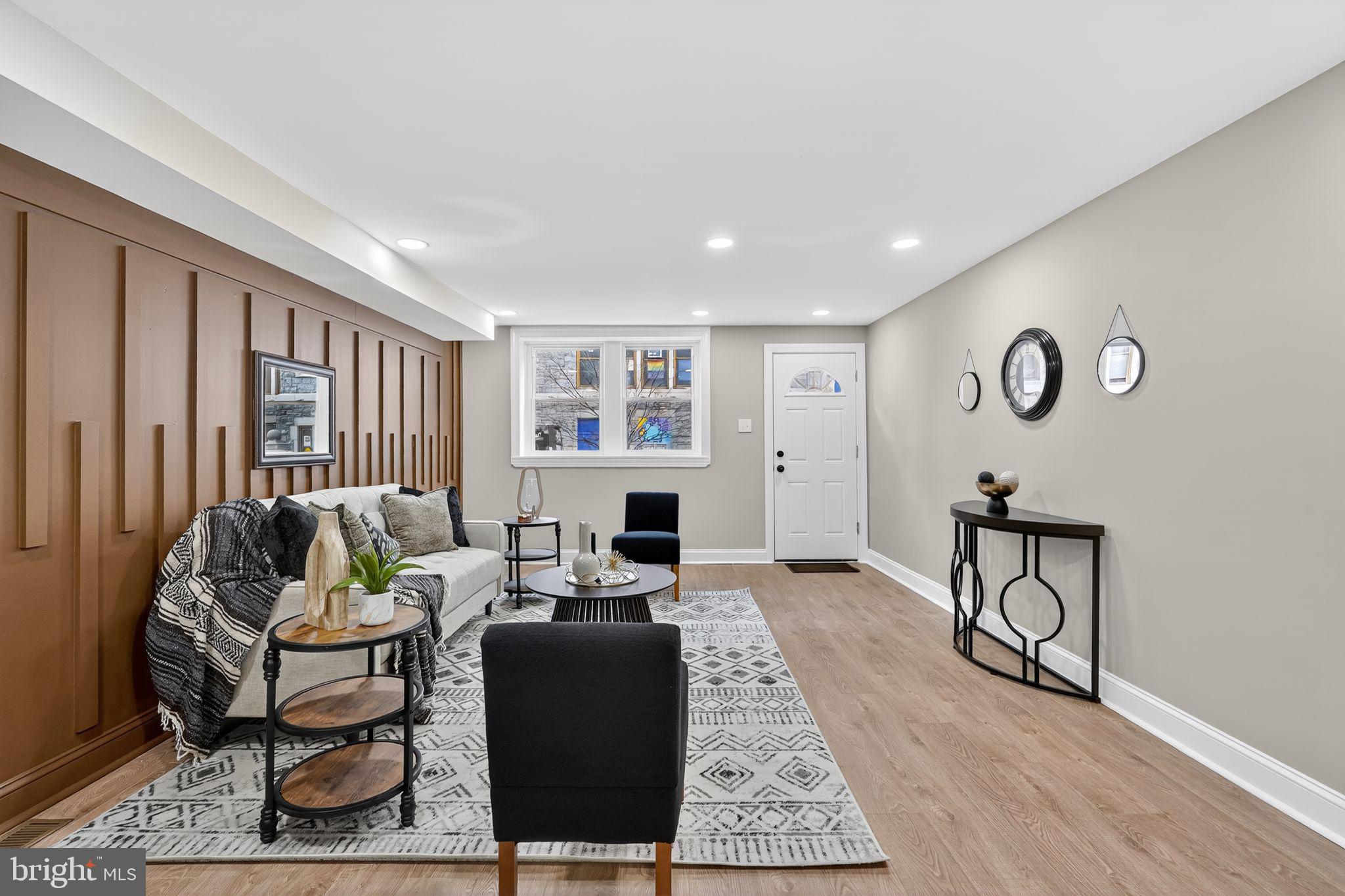 PASSYUNK SQUARE - Residential