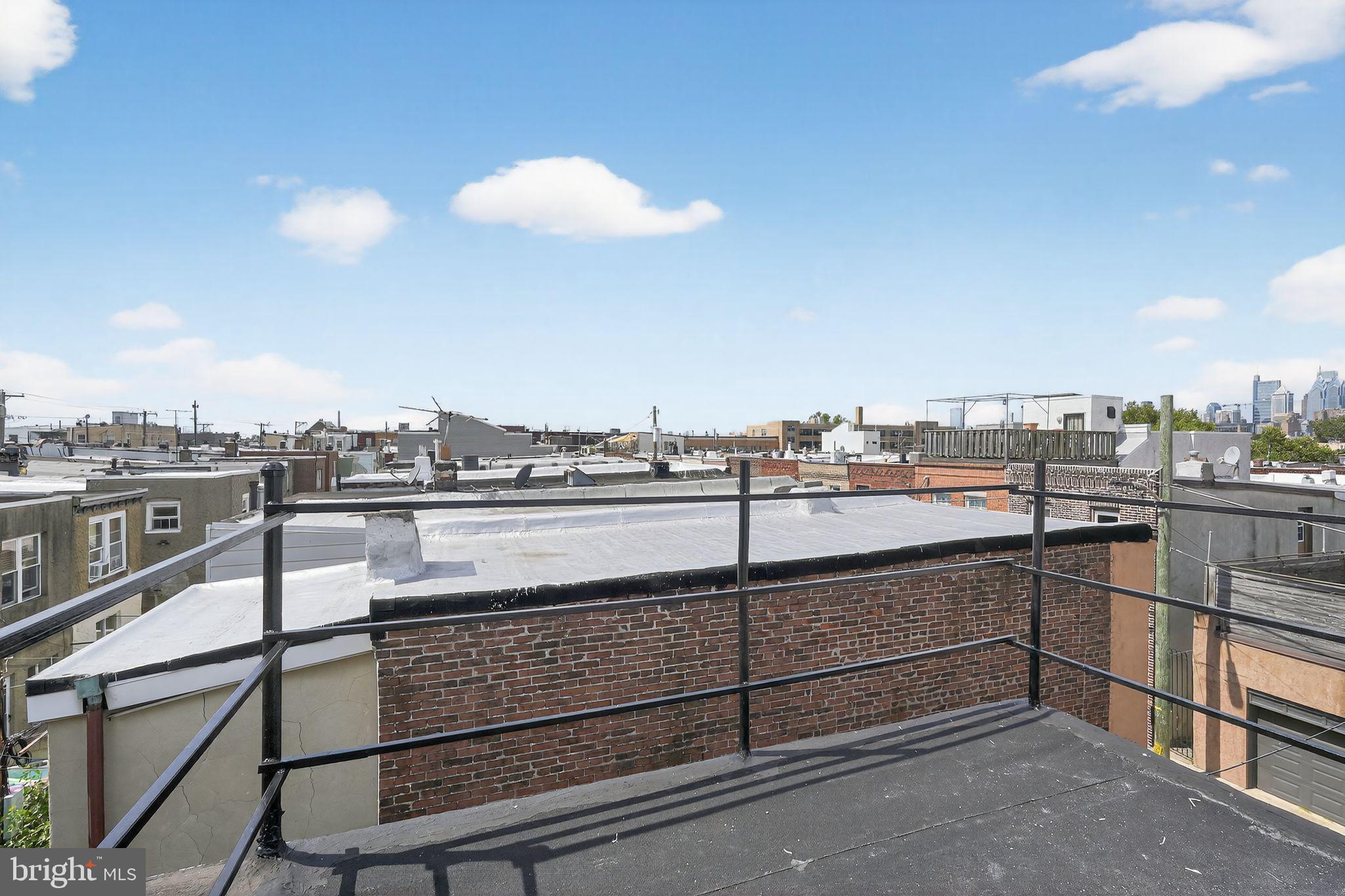 PASSYUNK SQUARE - Residential