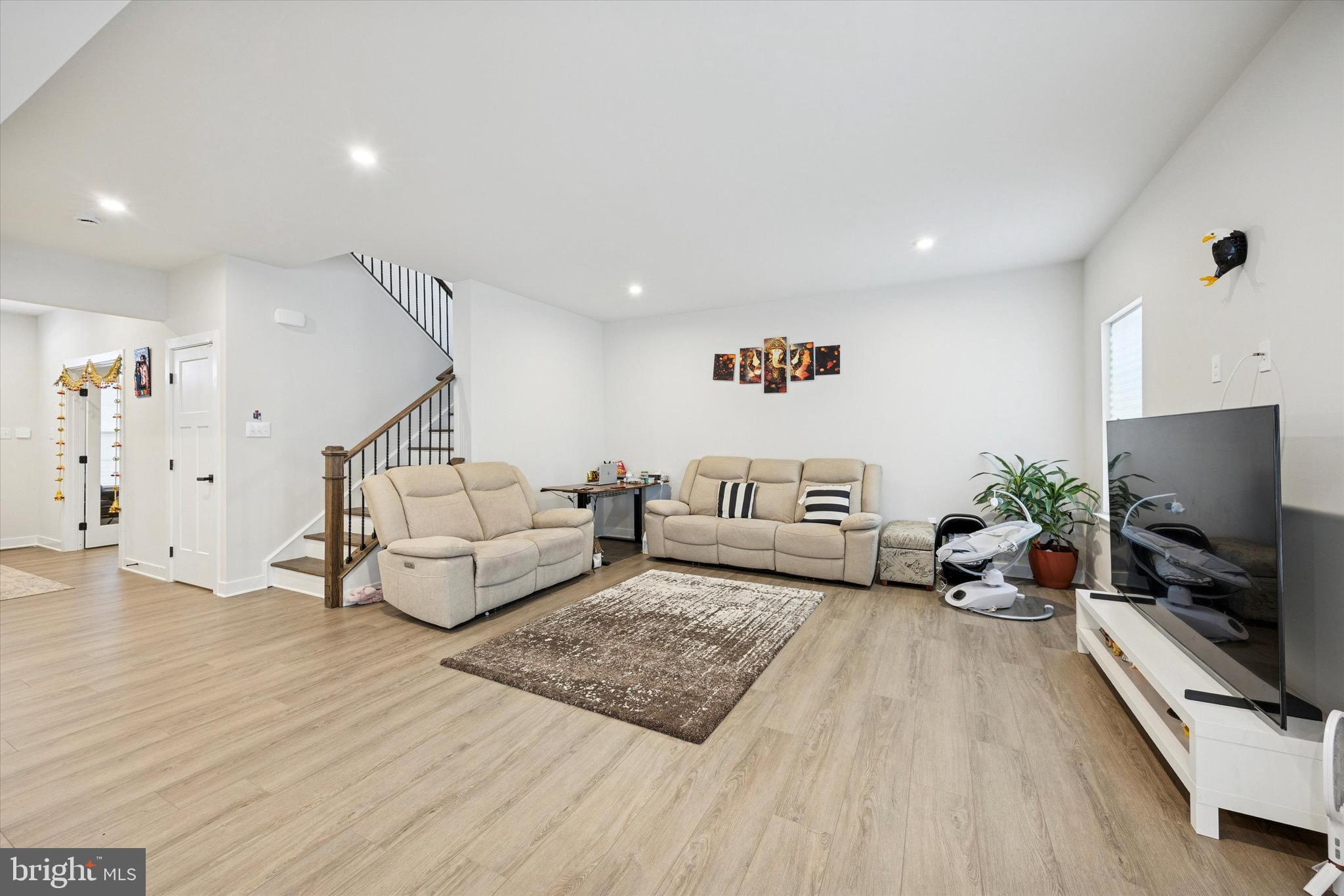 CHESTNUT RIDGE - Residential