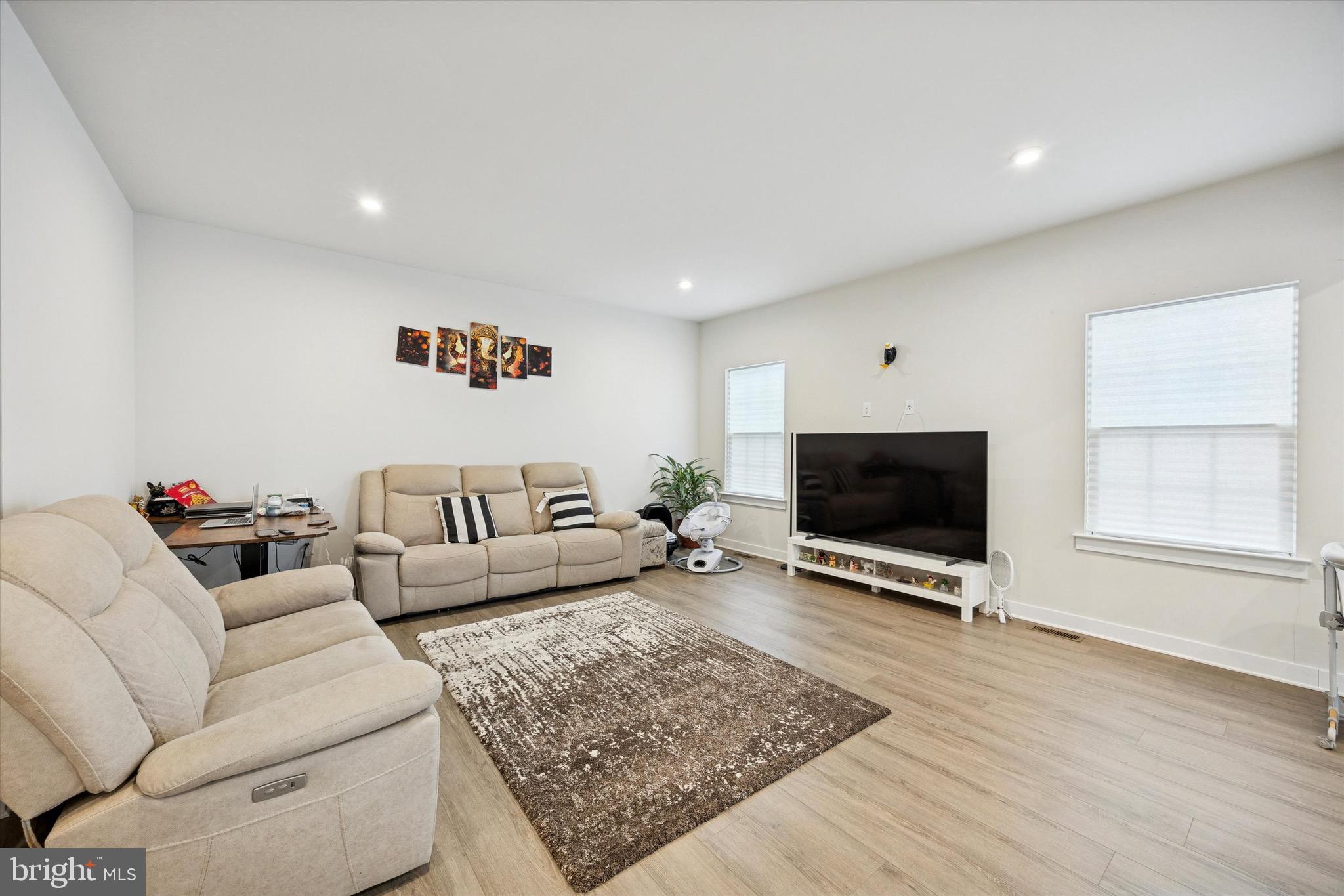 CHESTNUT RIDGE - Residential