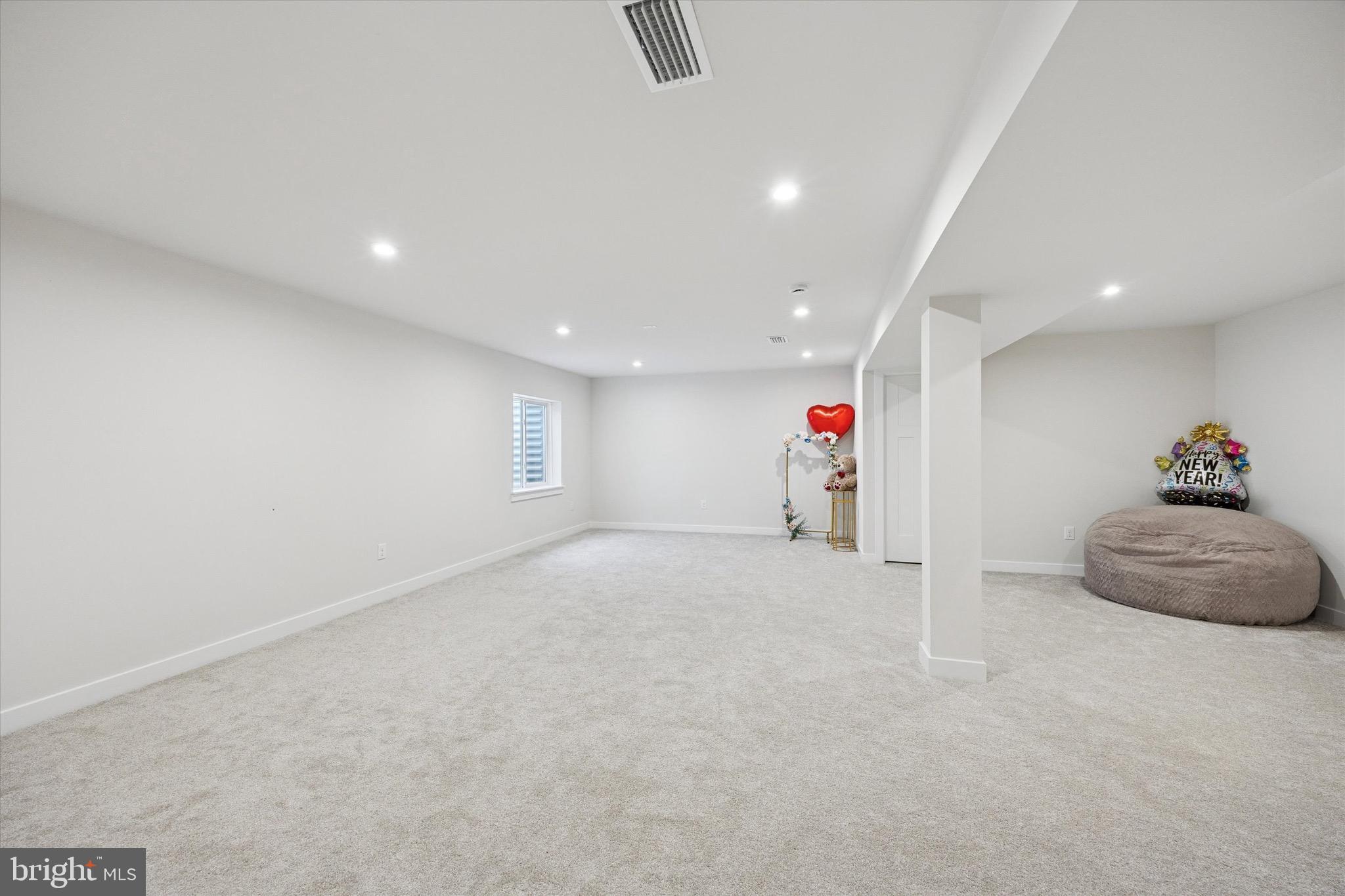 CHESTNUT RIDGE - Residential