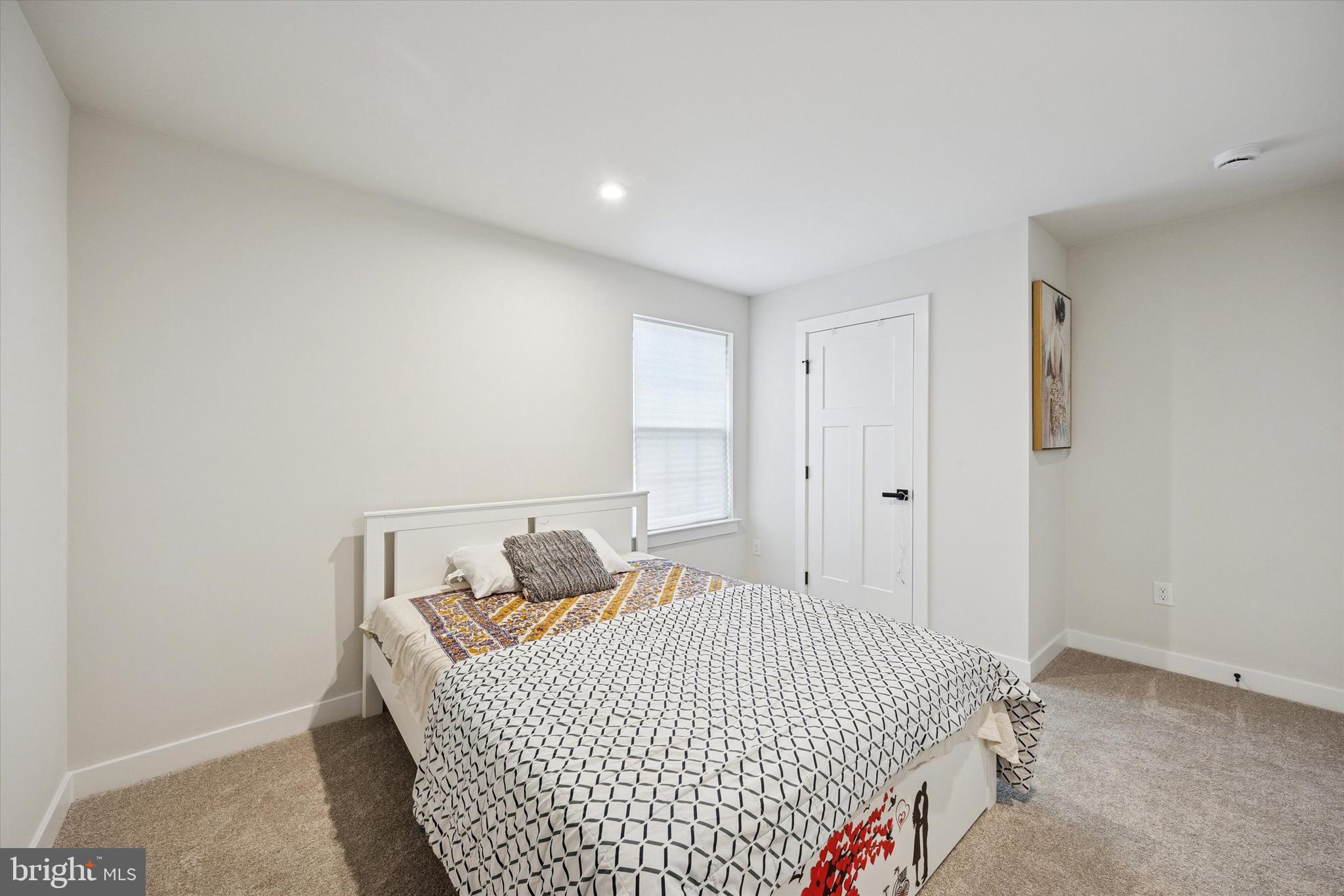 CHESTNUT RIDGE - Residential