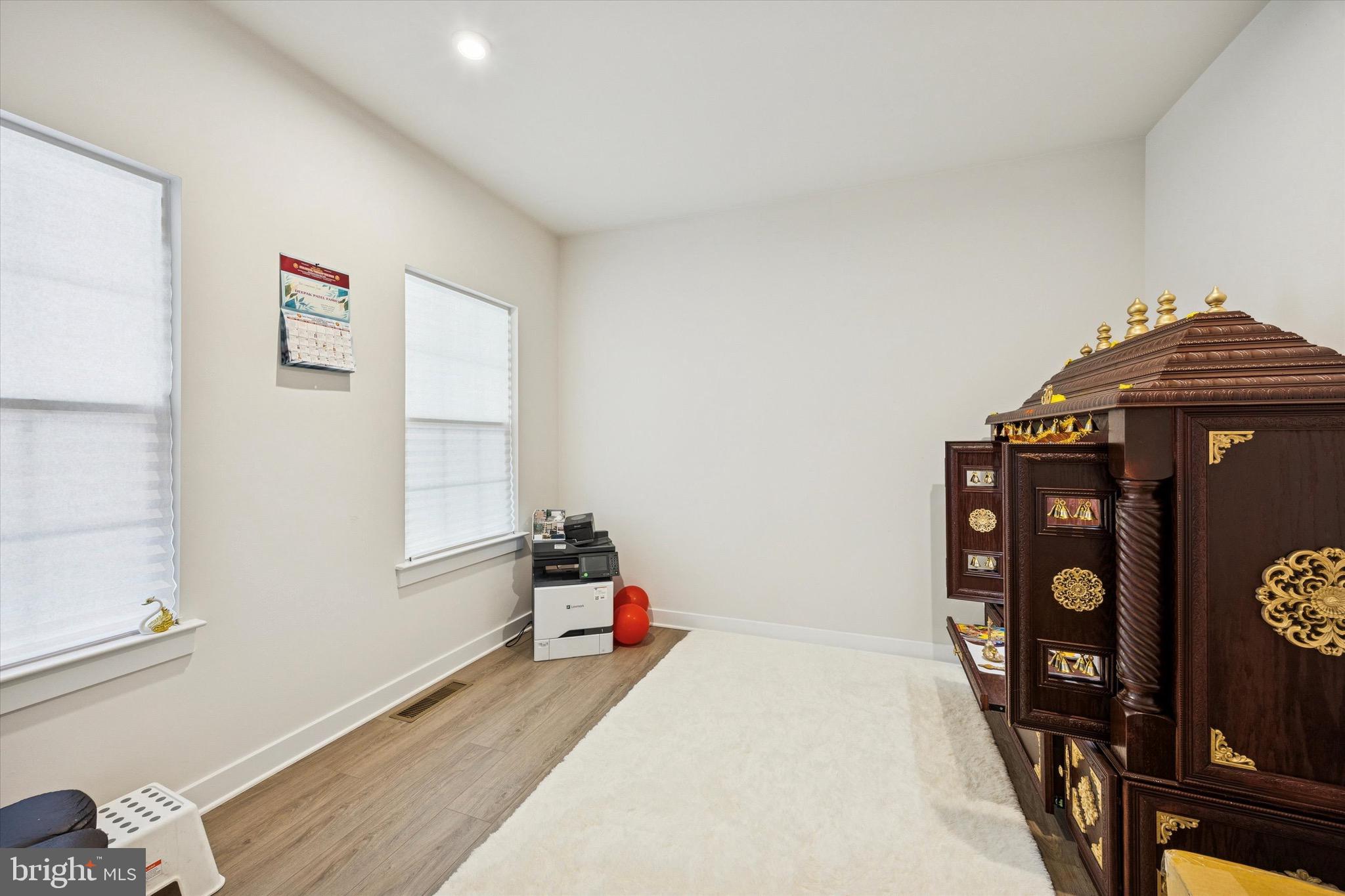 CHESTNUT RIDGE - Residential