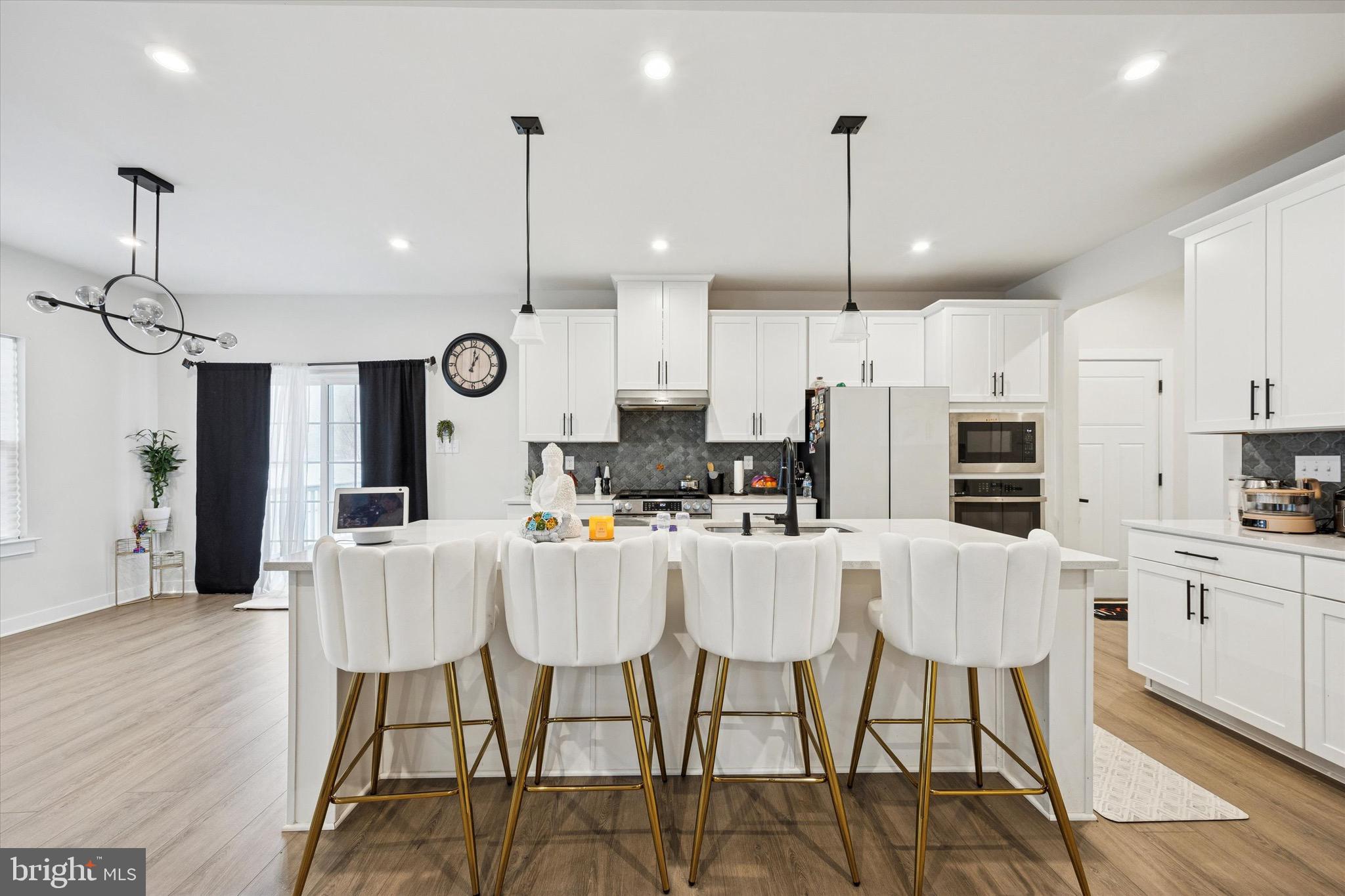 CHESTNUT RIDGE - Residential