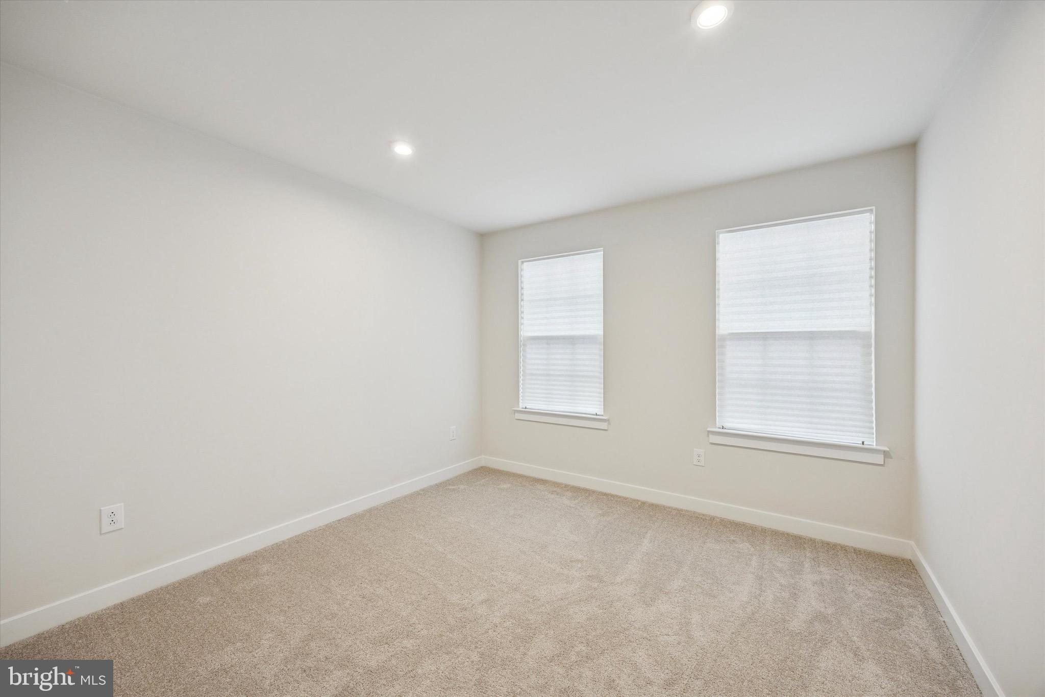 CHESTNUT RIDGE - Residential