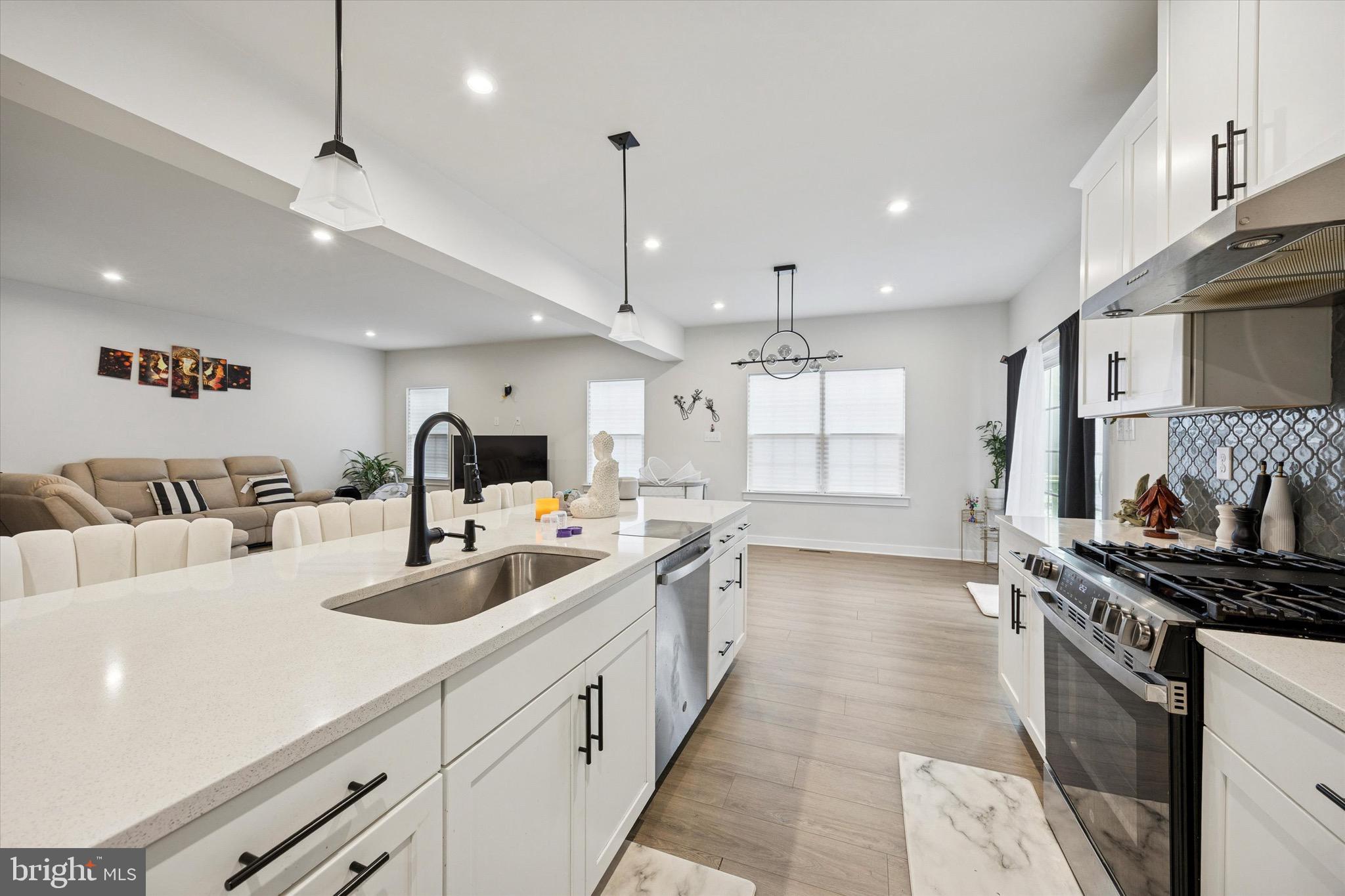 CHESTNUT RIDGE - Residential