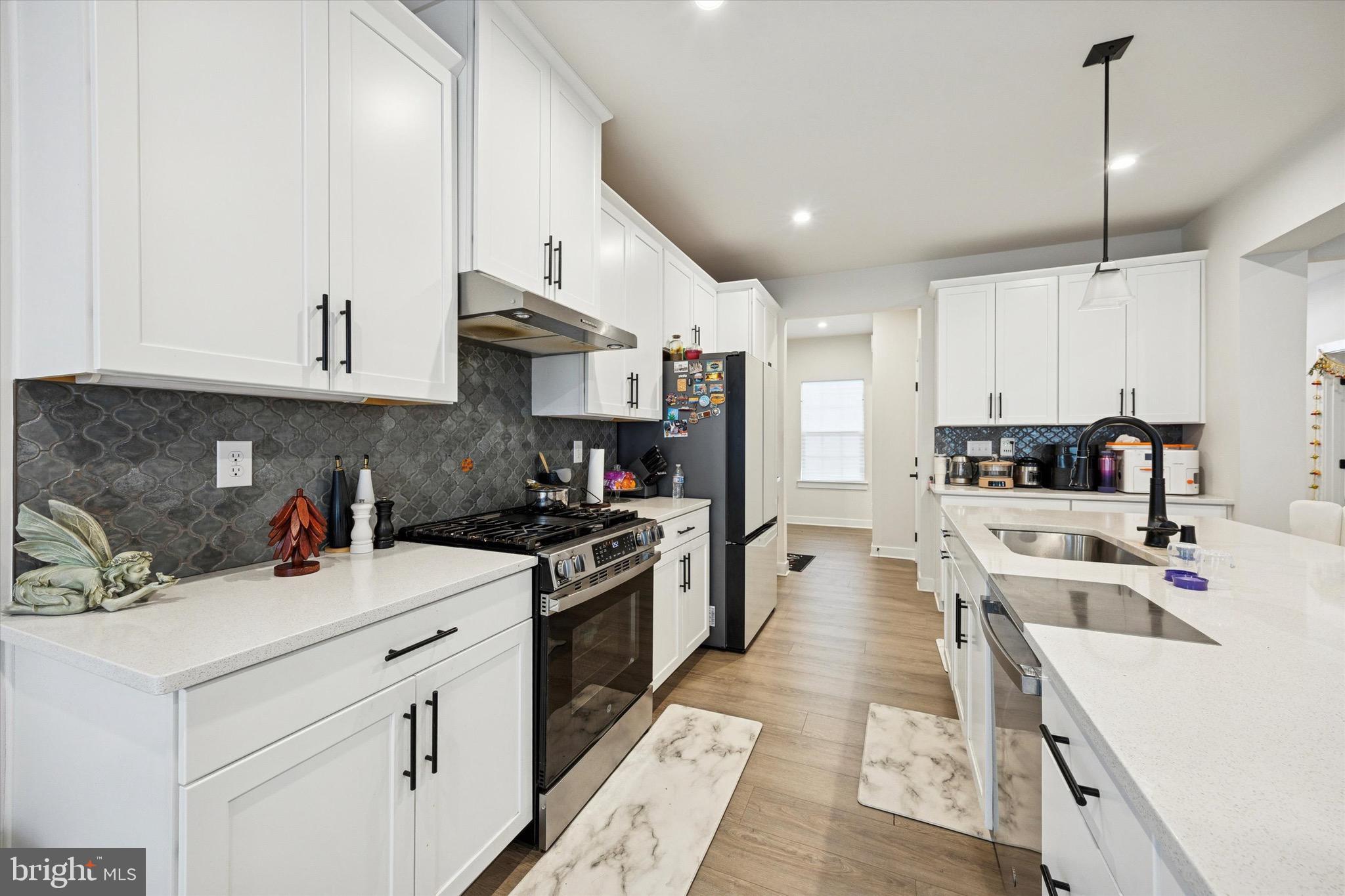 CHESTNUT RIDGE - Residential