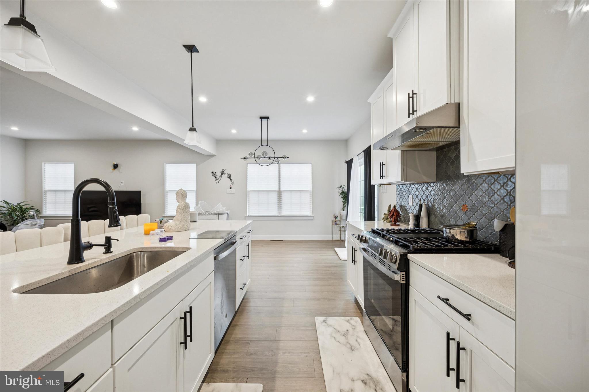 CHESTNUT RIDGE - Residential