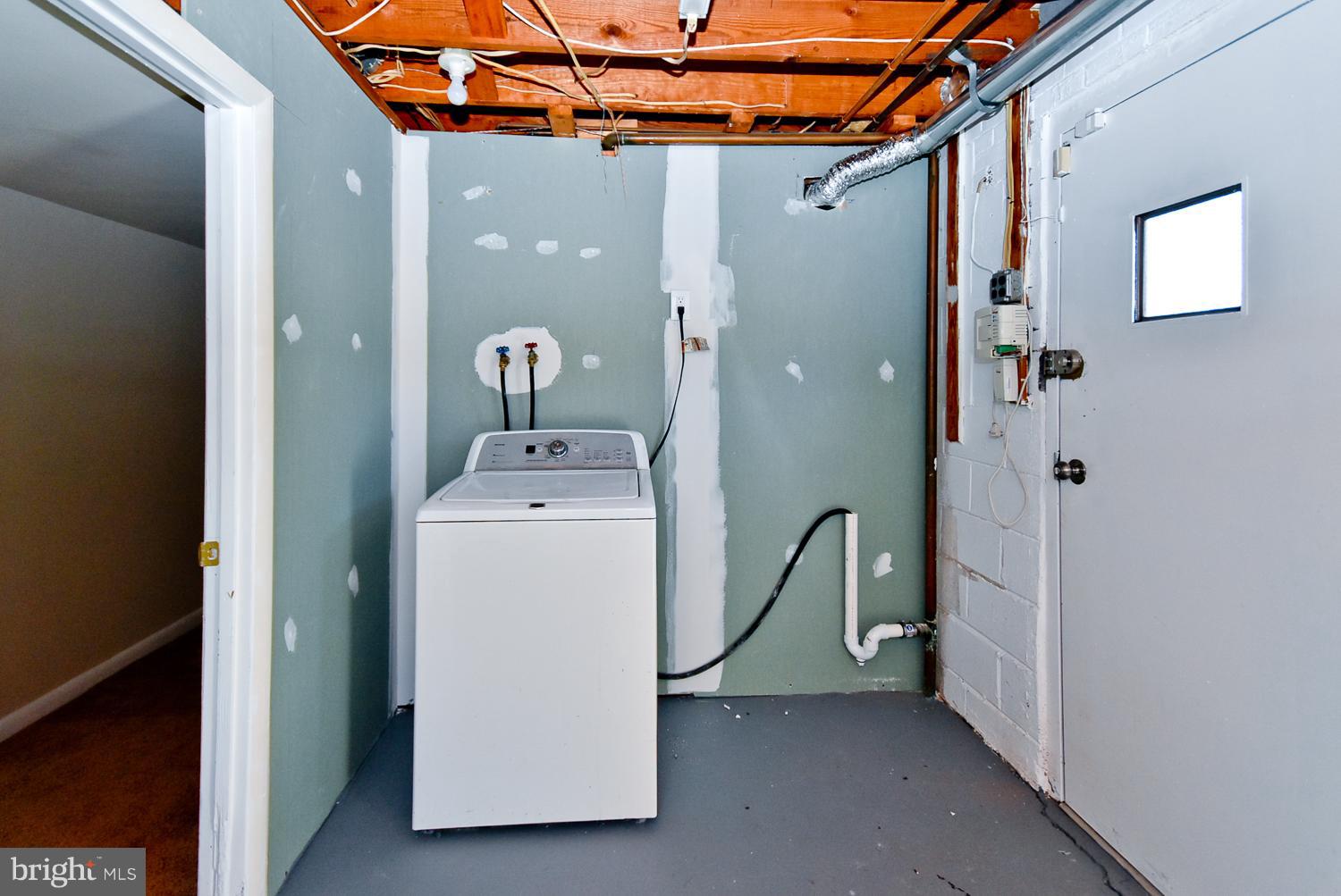 WOODBERRY FOREST - Residential