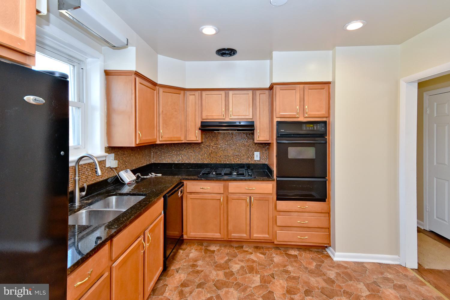 WOODBERRY FOREST - Residential