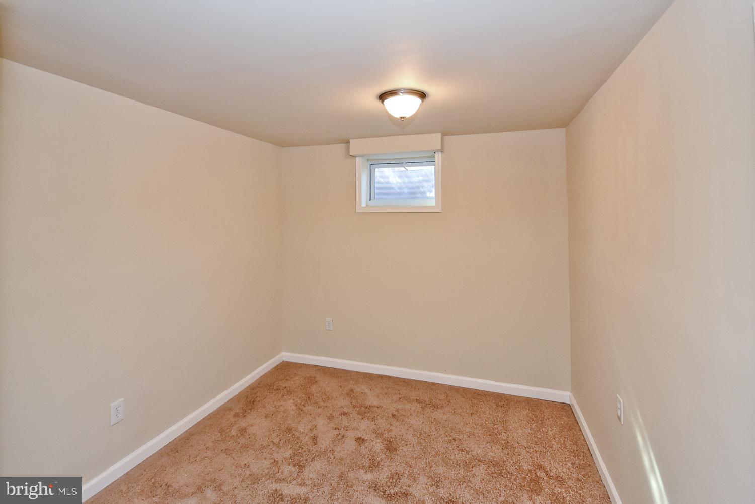 WOODBERRY FOREST - Residential