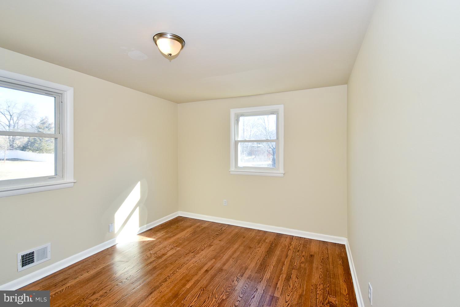 WOODBERRY FOREST - Residential