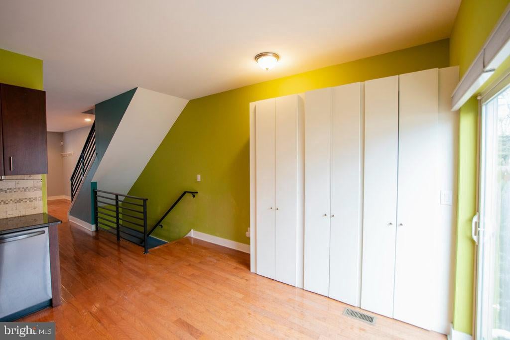 1727 ANNIN STREET