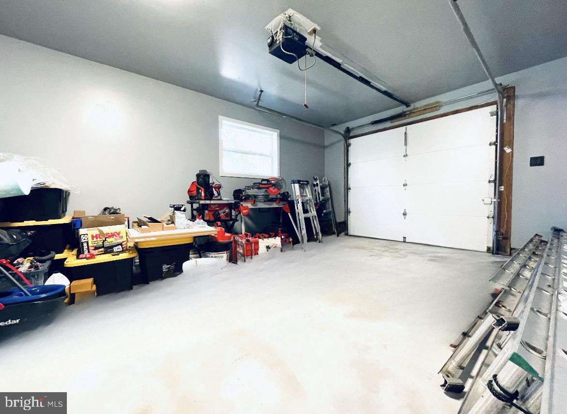 POCONO COUNTRY PLACE - Residential