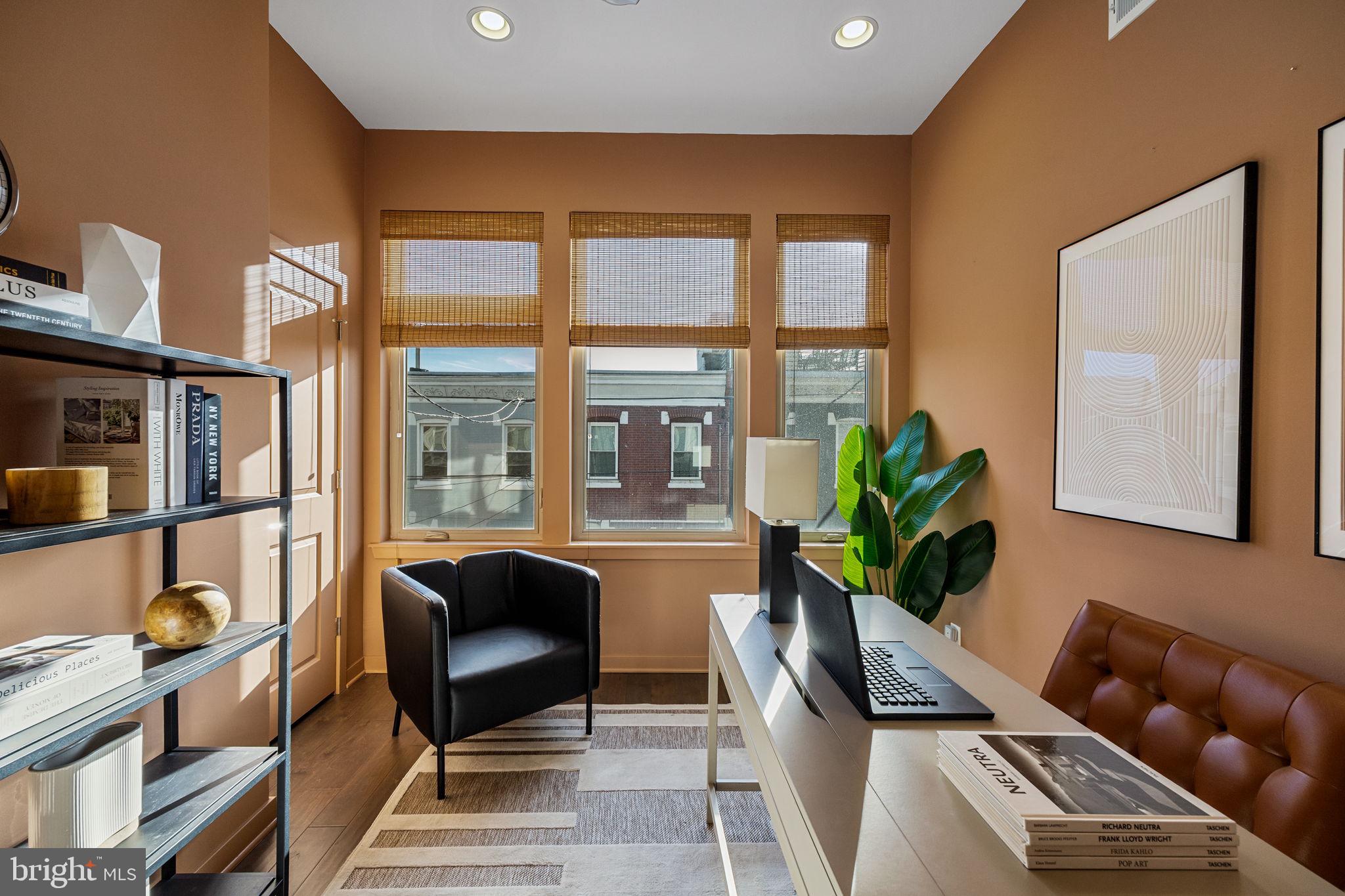 POINT BREEZE - Residential