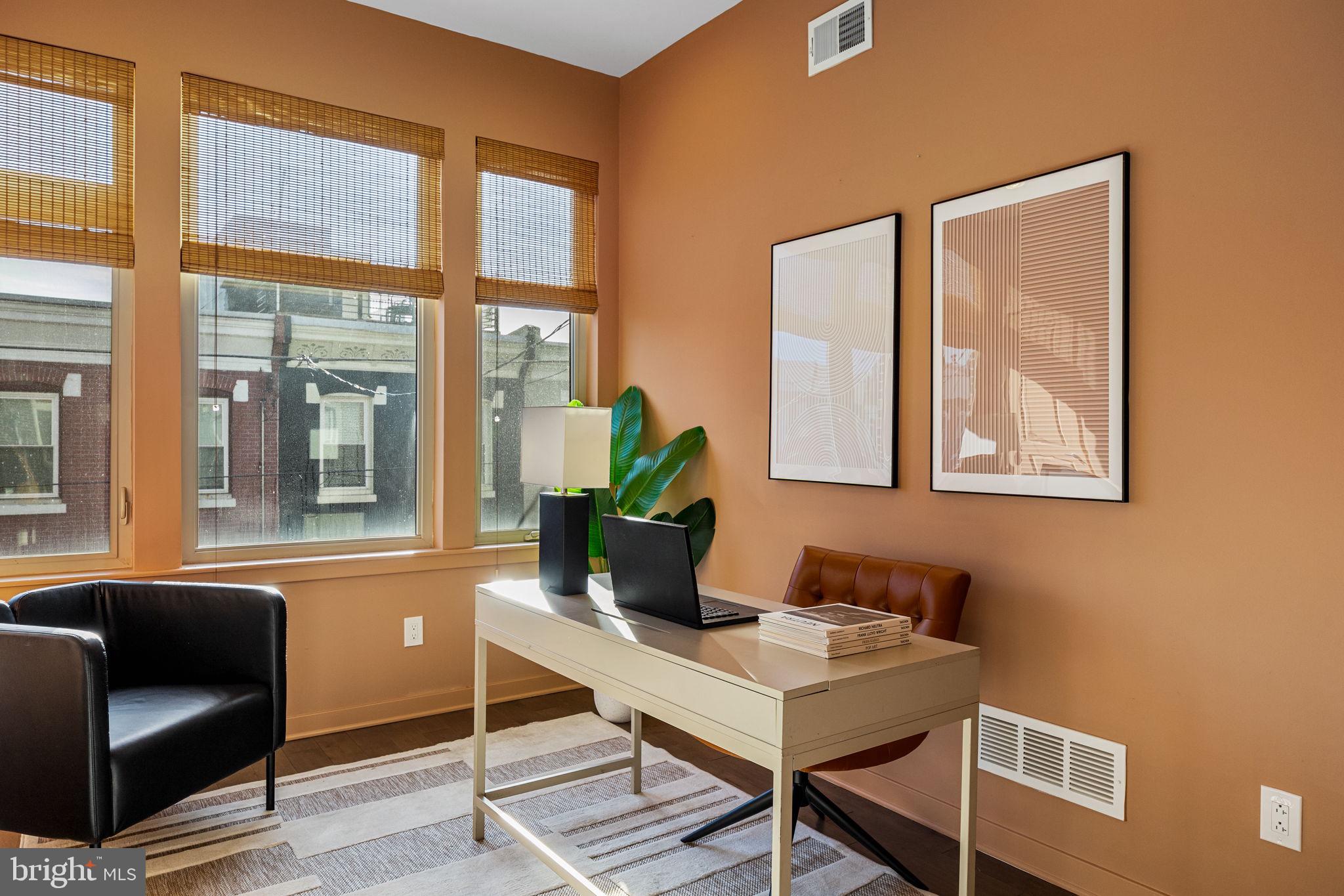 POINT BREEZE - Residential