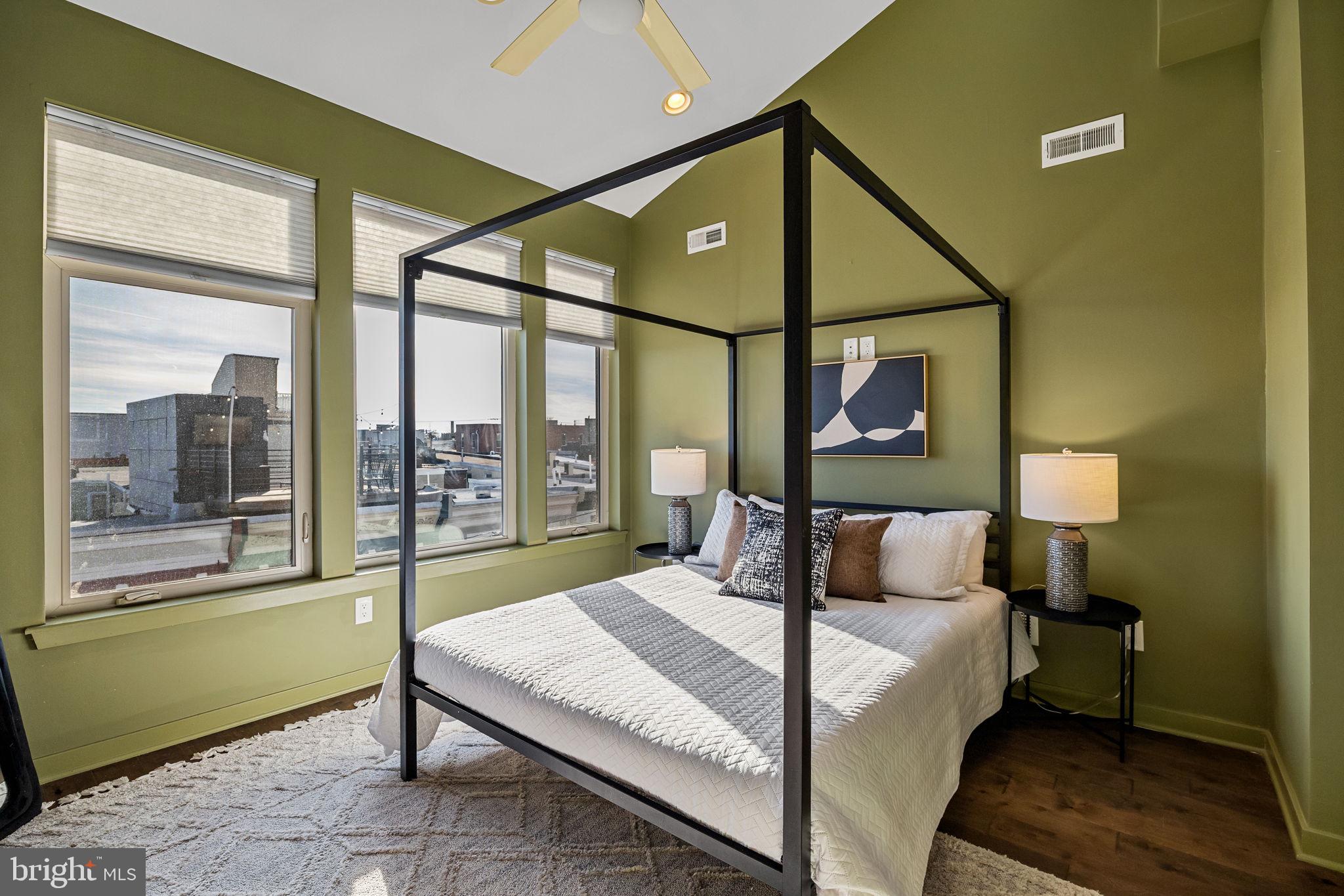 POINT BREEZE - Residential