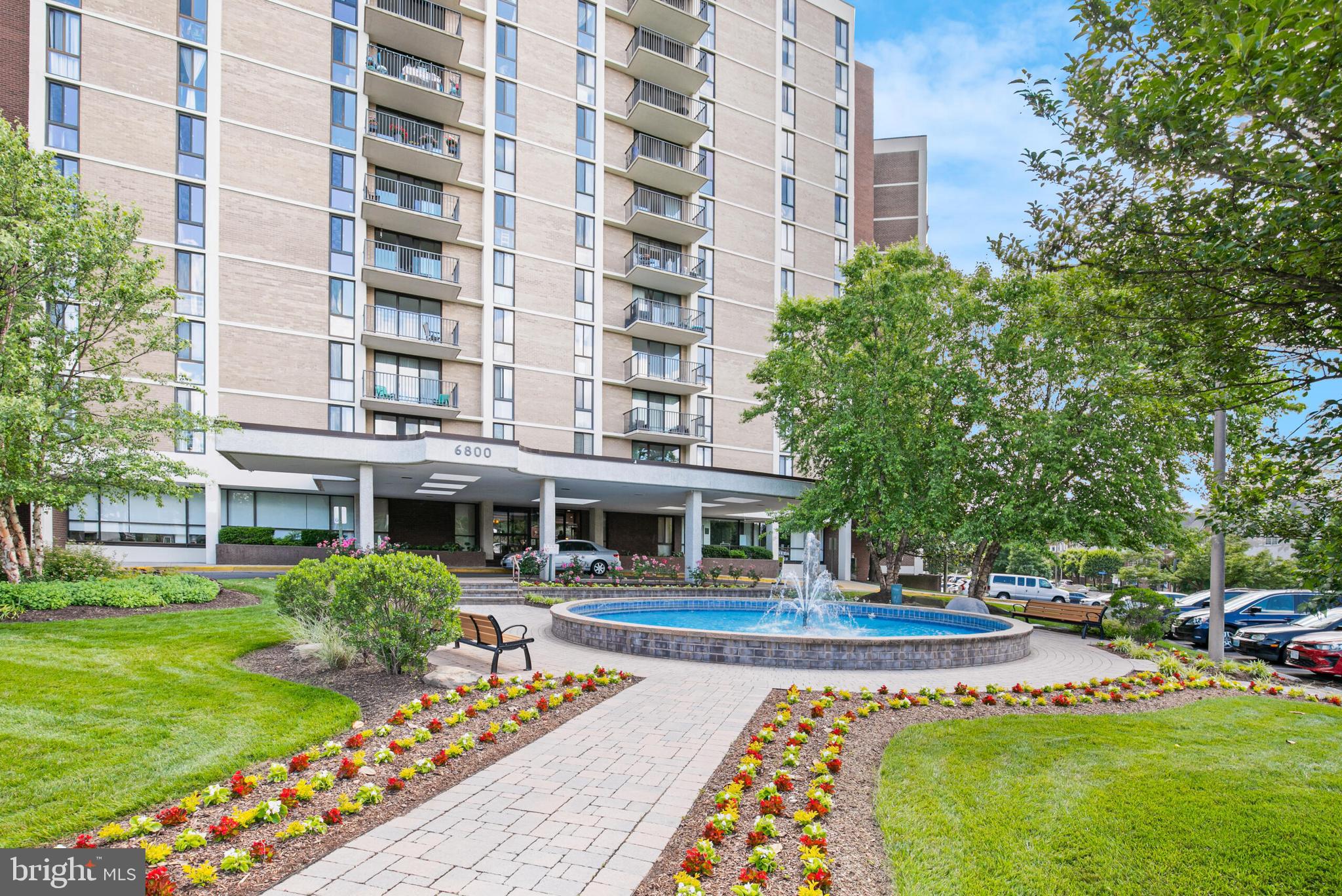 MCLEAN HOUSE - Residential