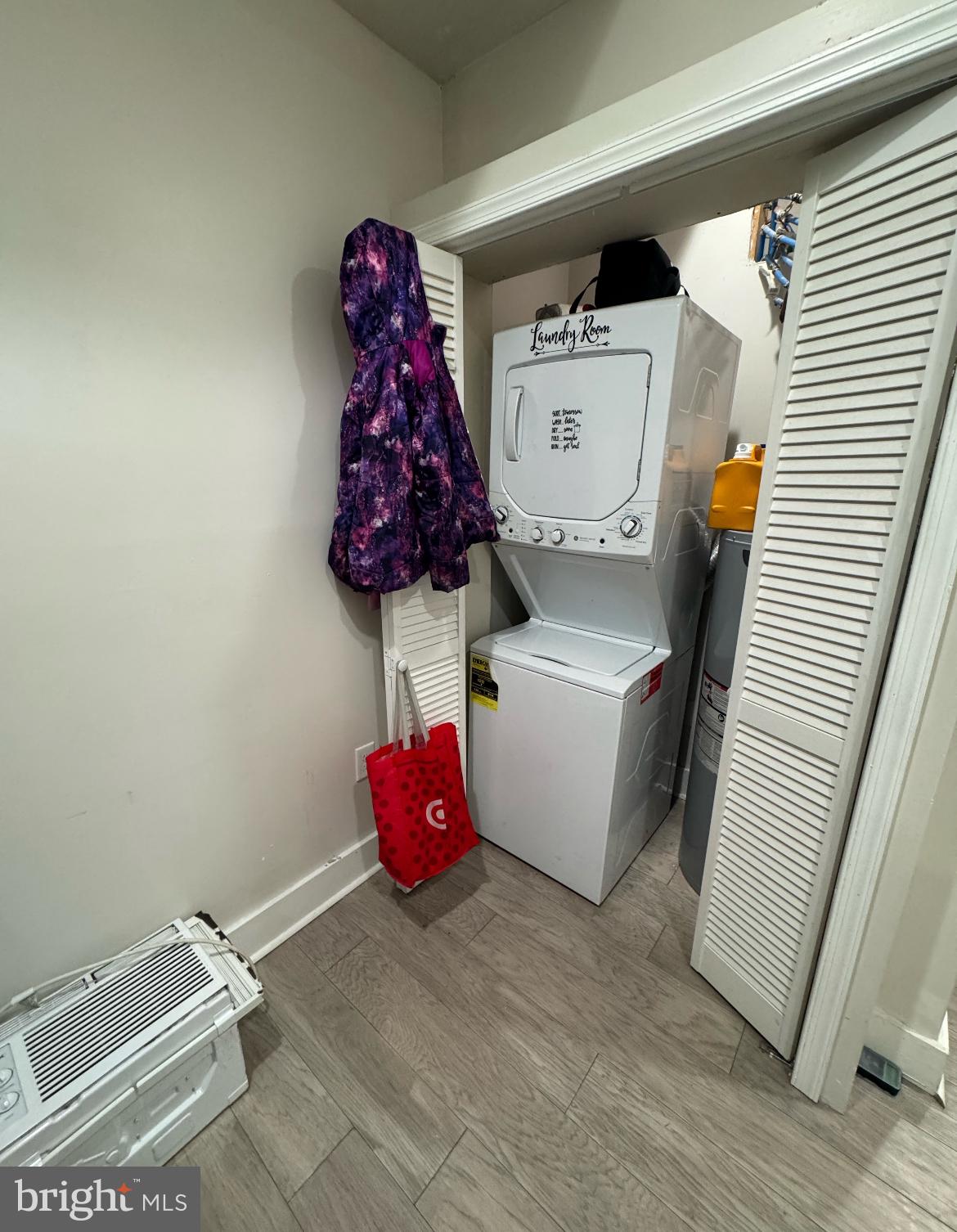 1906 W DIAMOND STREET 2