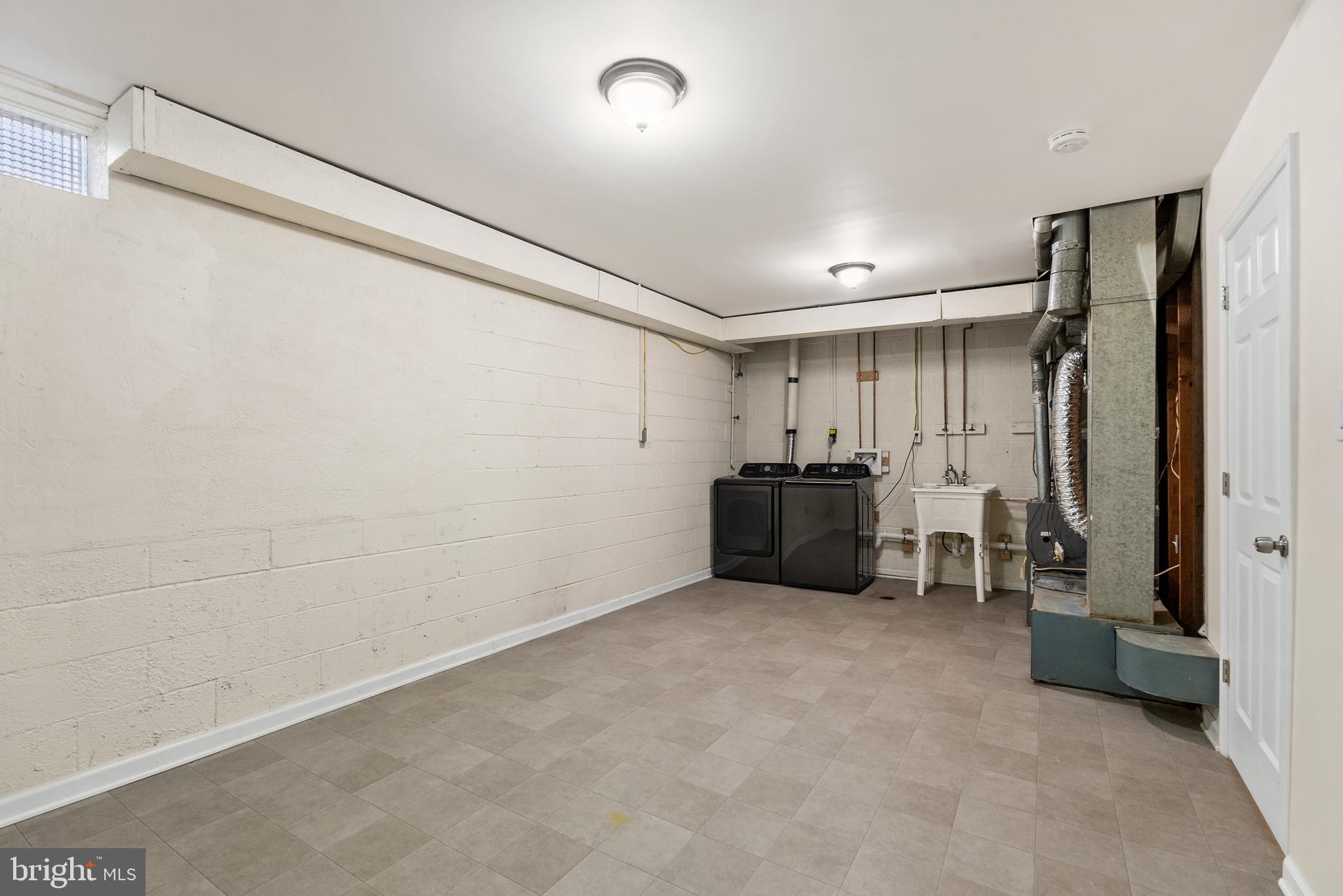 GREENWICH HILL - Residential