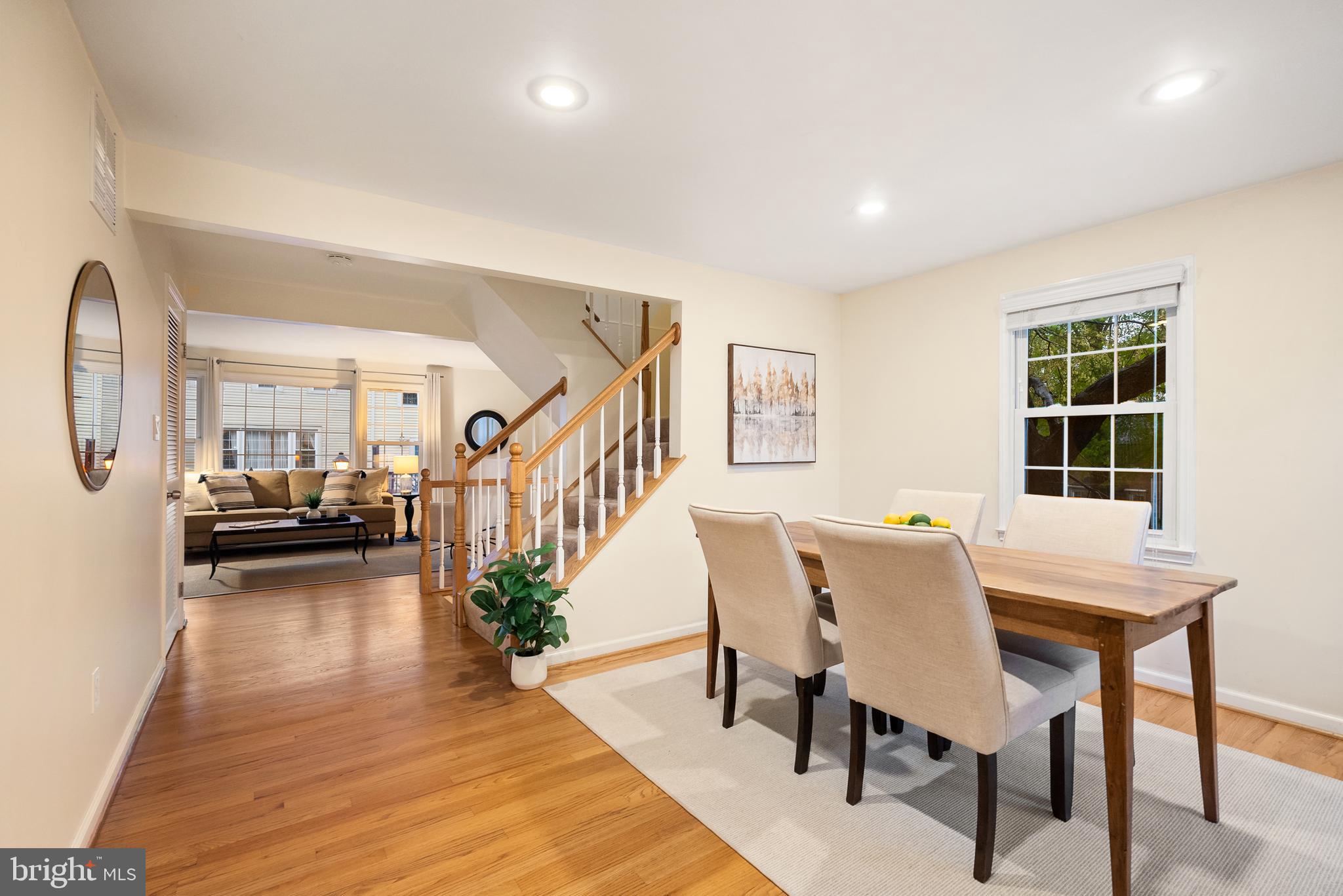 GREENWICH HILL - Residential