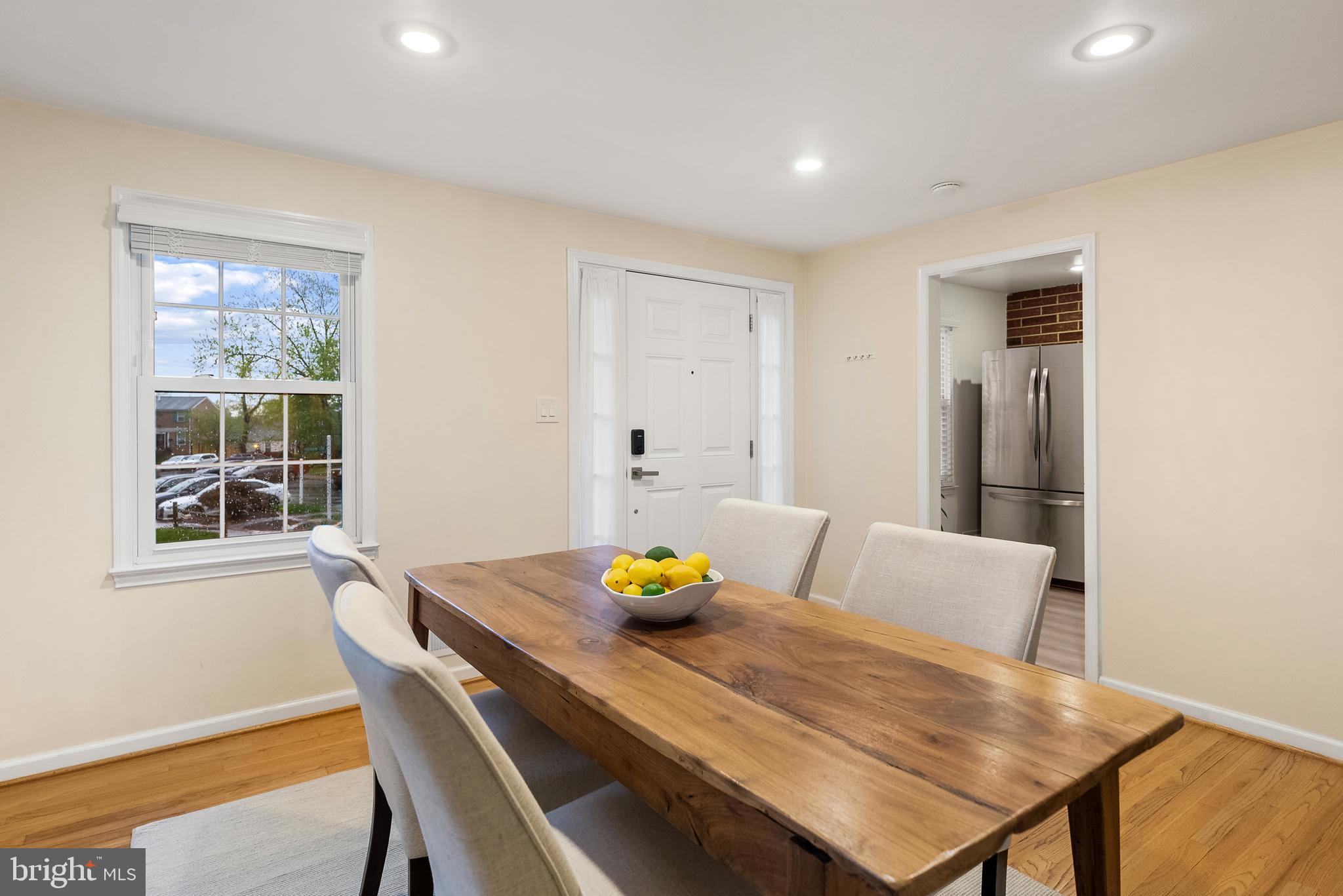 GREENWICH HILL - Residential