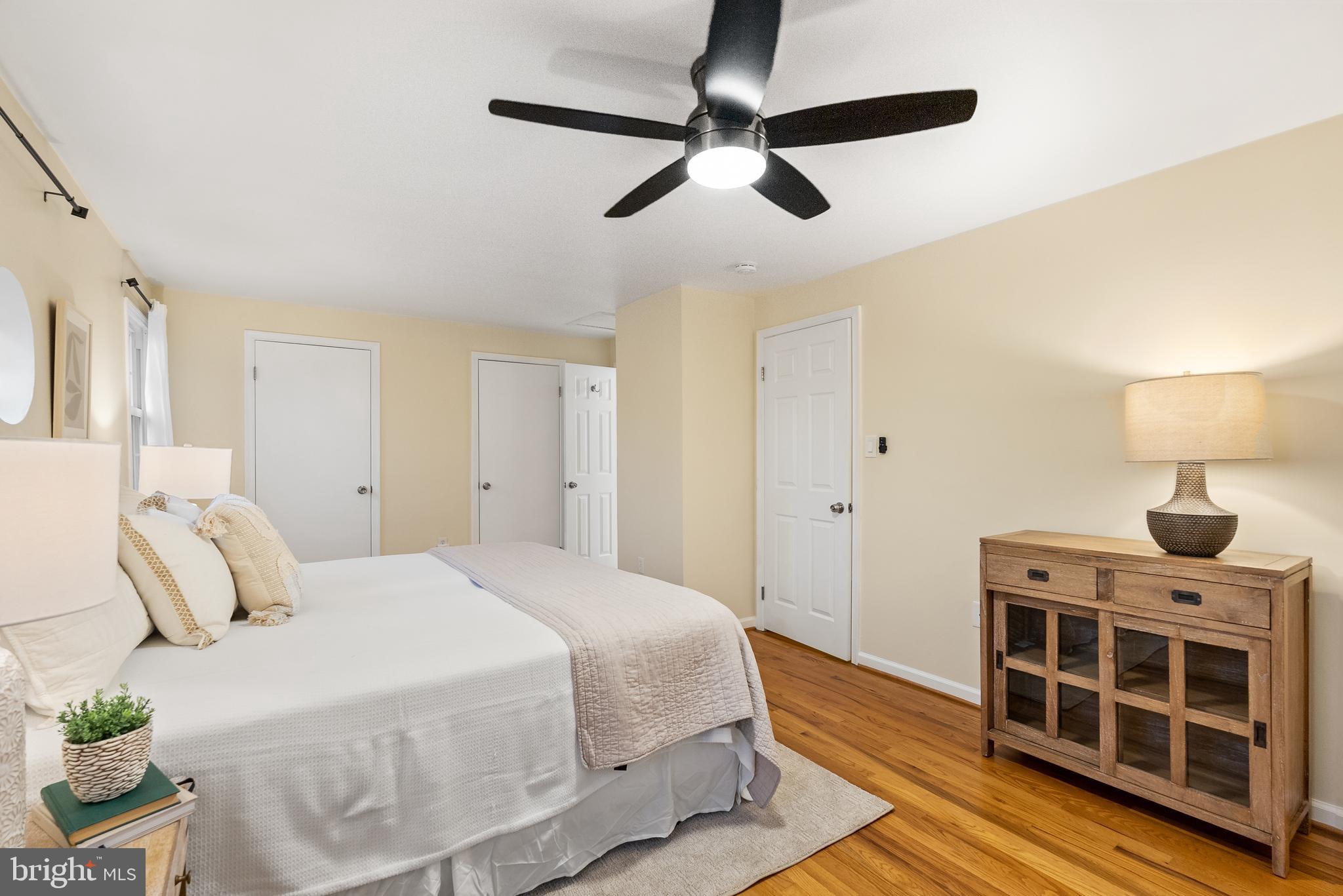 GREENWICH HILL - Residential