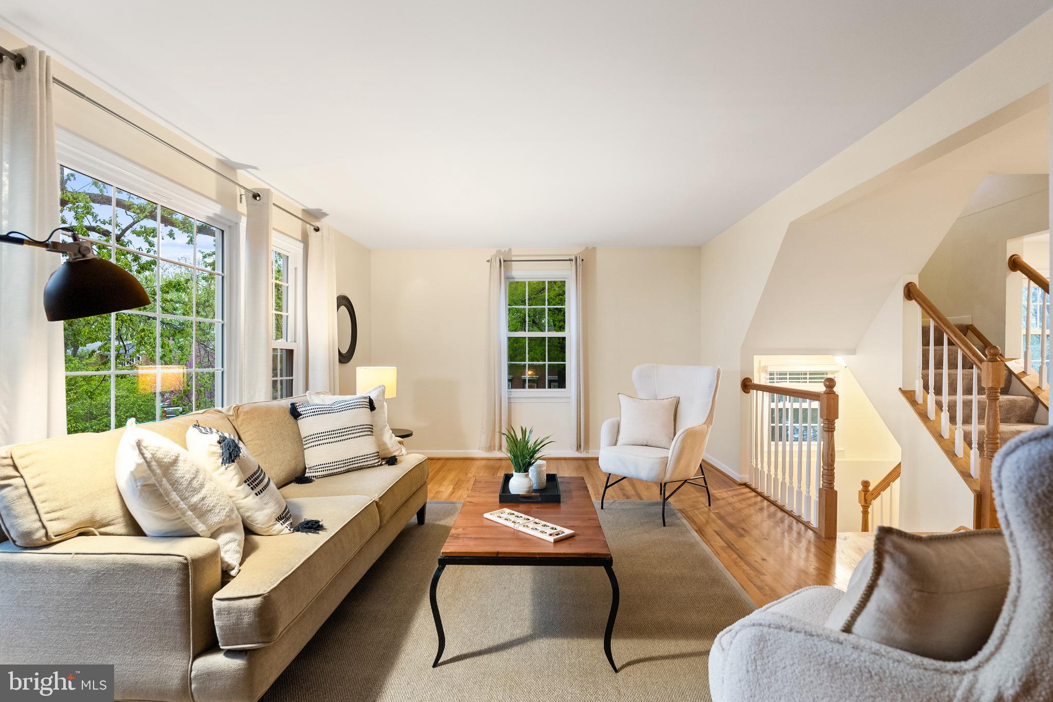 GREENWICH HILL - Residential