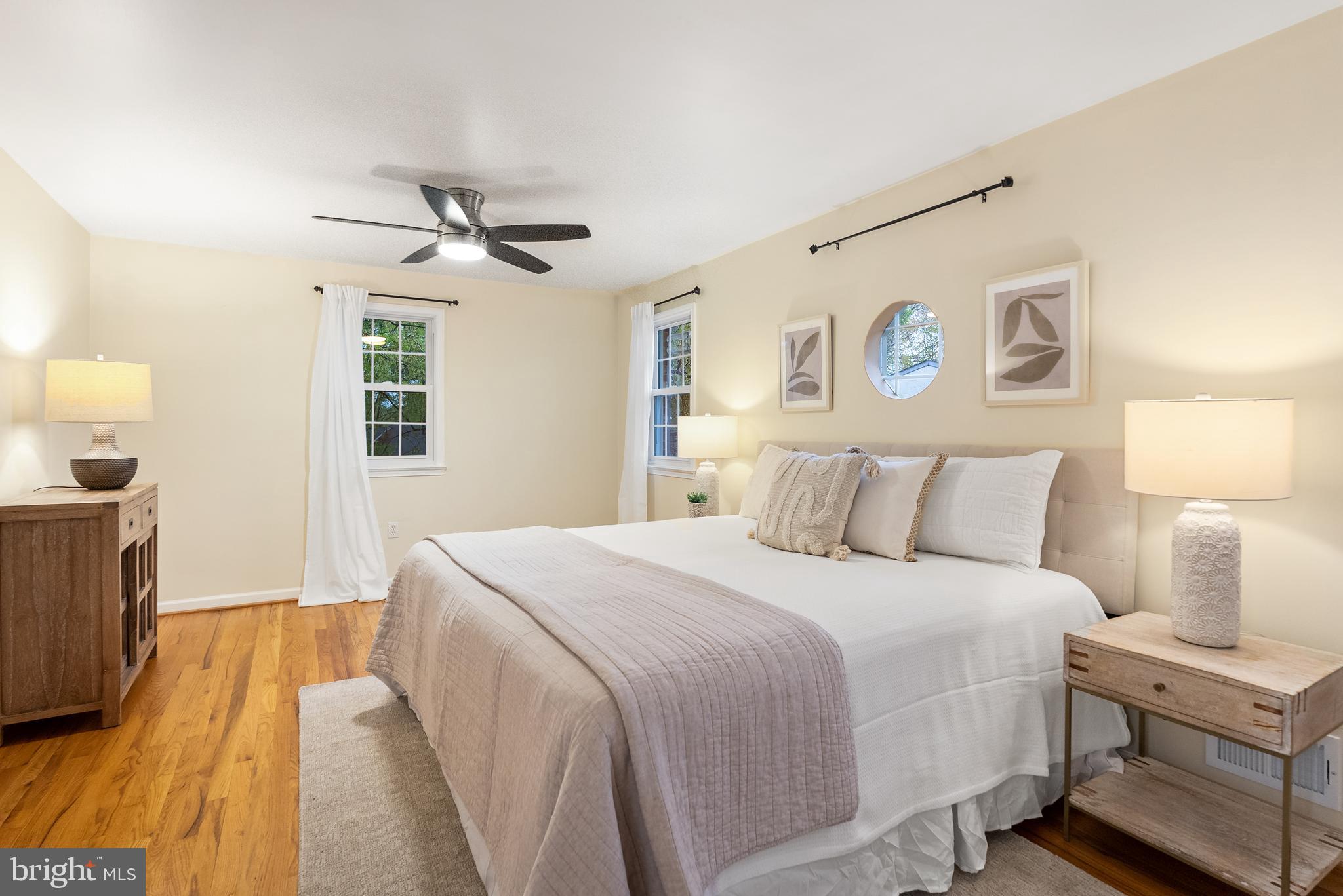 GREENWICH HILL - Residential