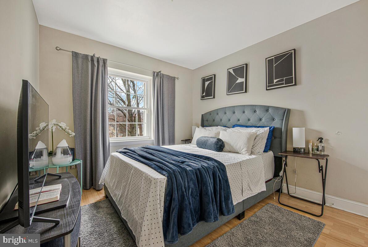 WHISKEY BOTTOM - Residential