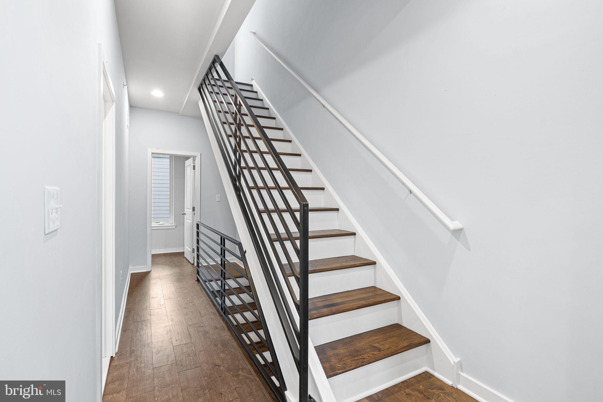 ROXBOROUGH - Residential