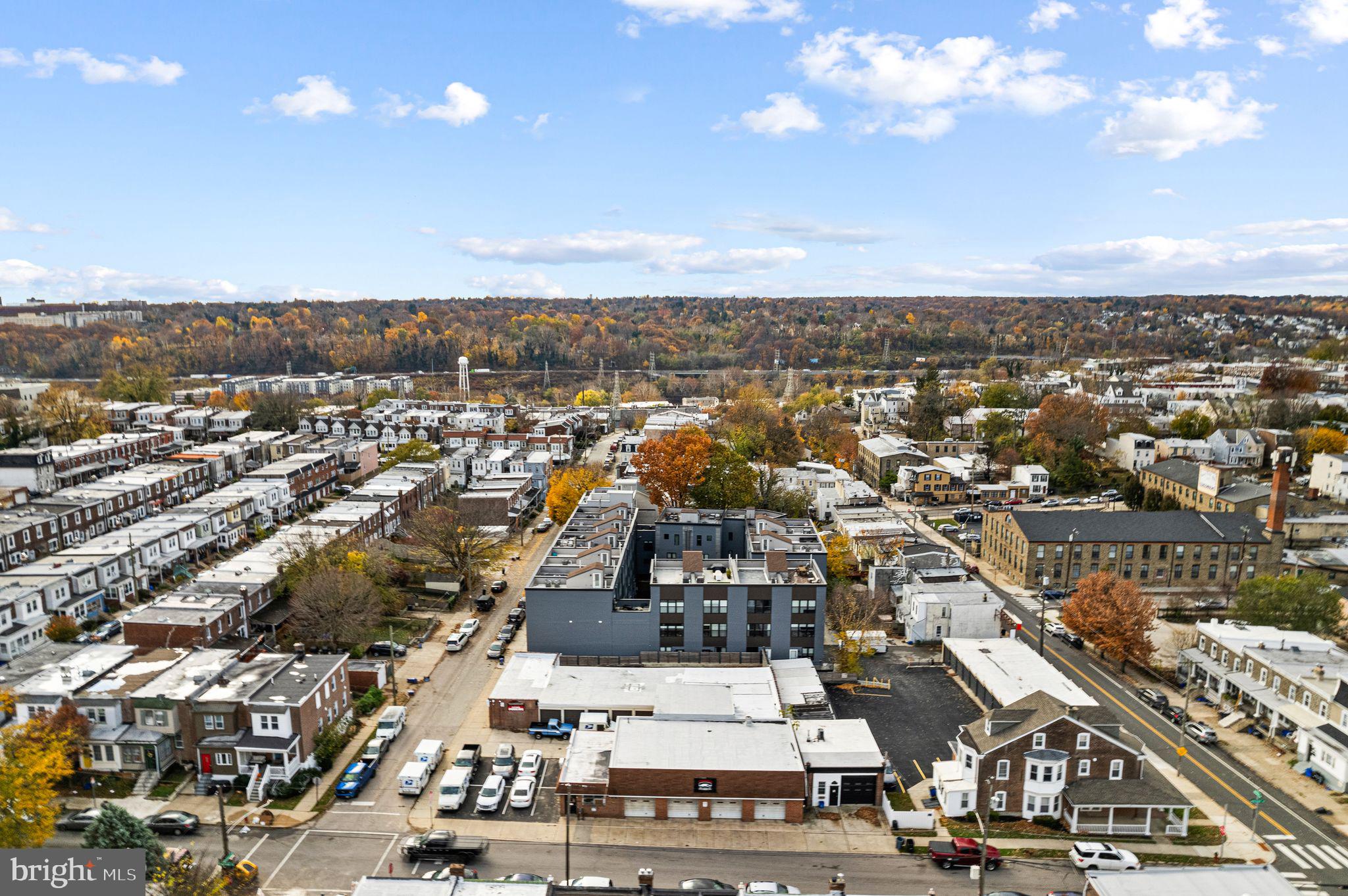 ROXBOROUGH - Residential
