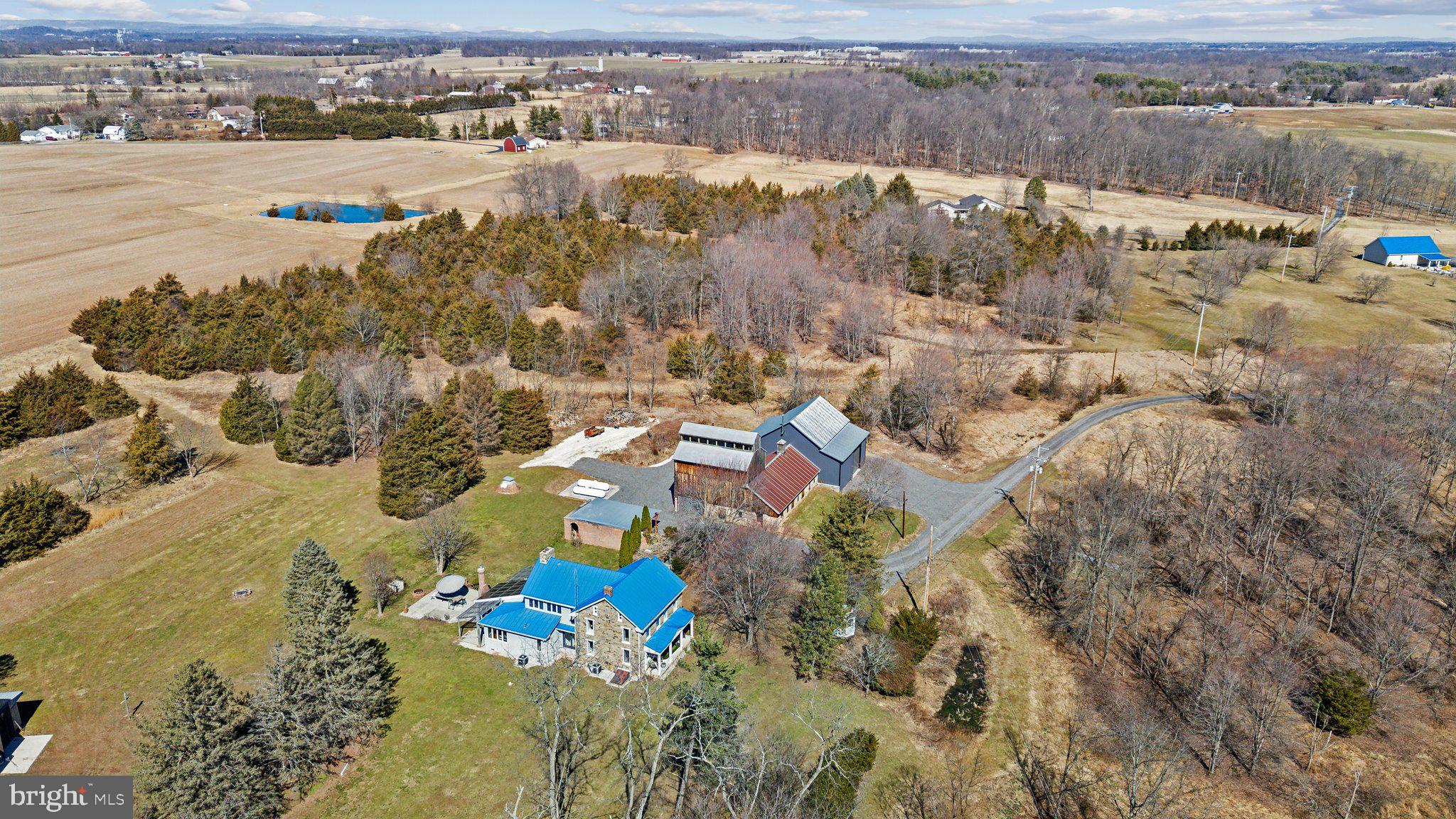 464 LOCUST LANE