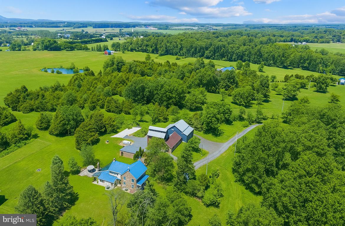 464 LOCUST LANE