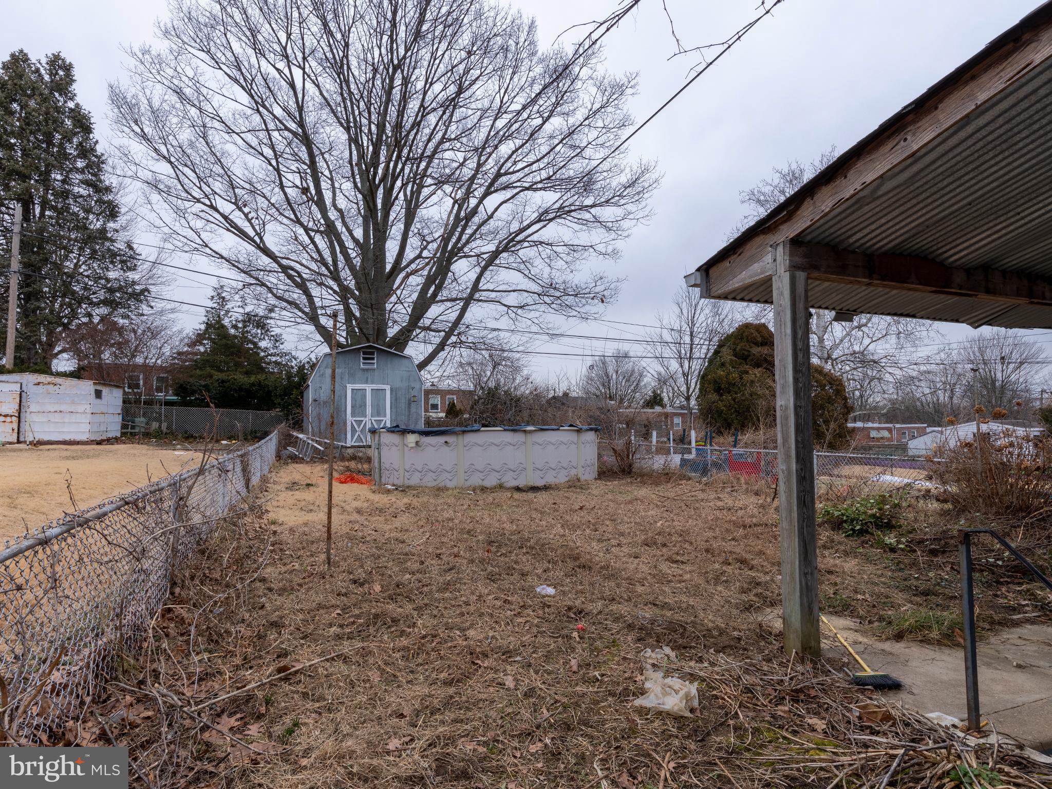 ROXBOROUGH - Residential